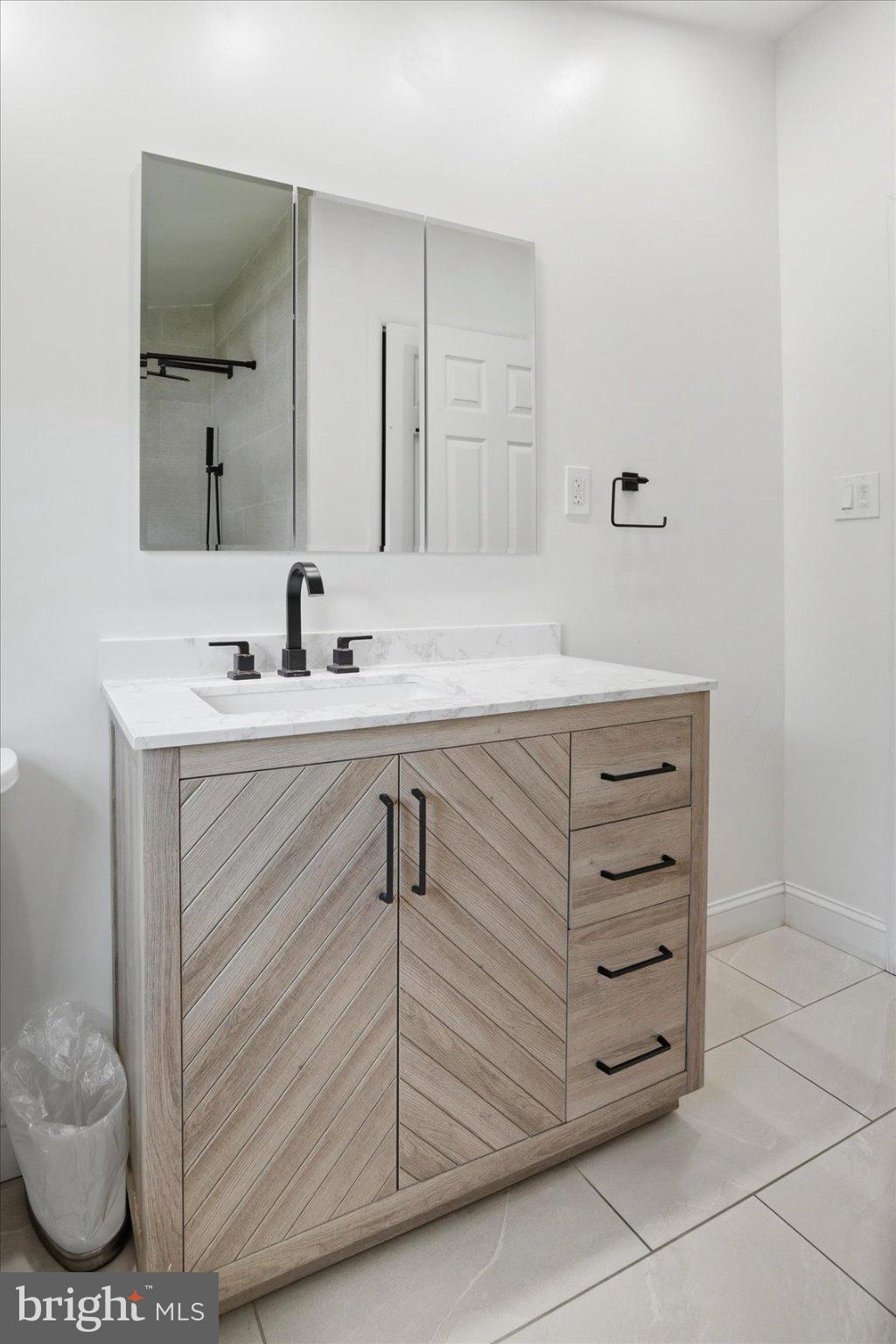 MEADOWOOD - Residential