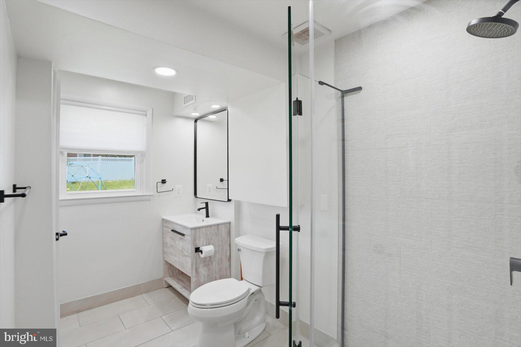 MEADOWOOD - Residential