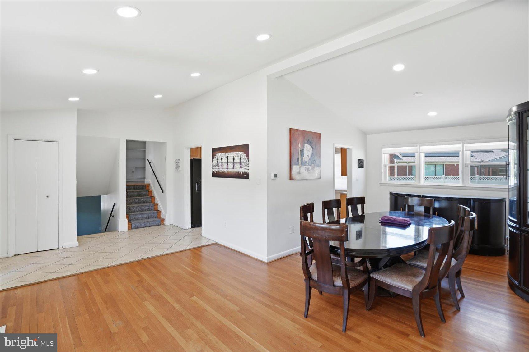 MEADOWOOD - Residential
