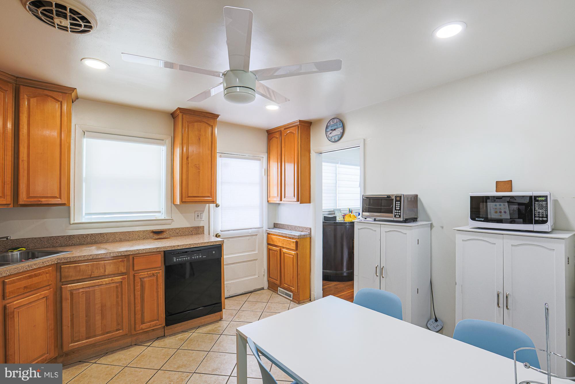 MEADOWOOD - Residential