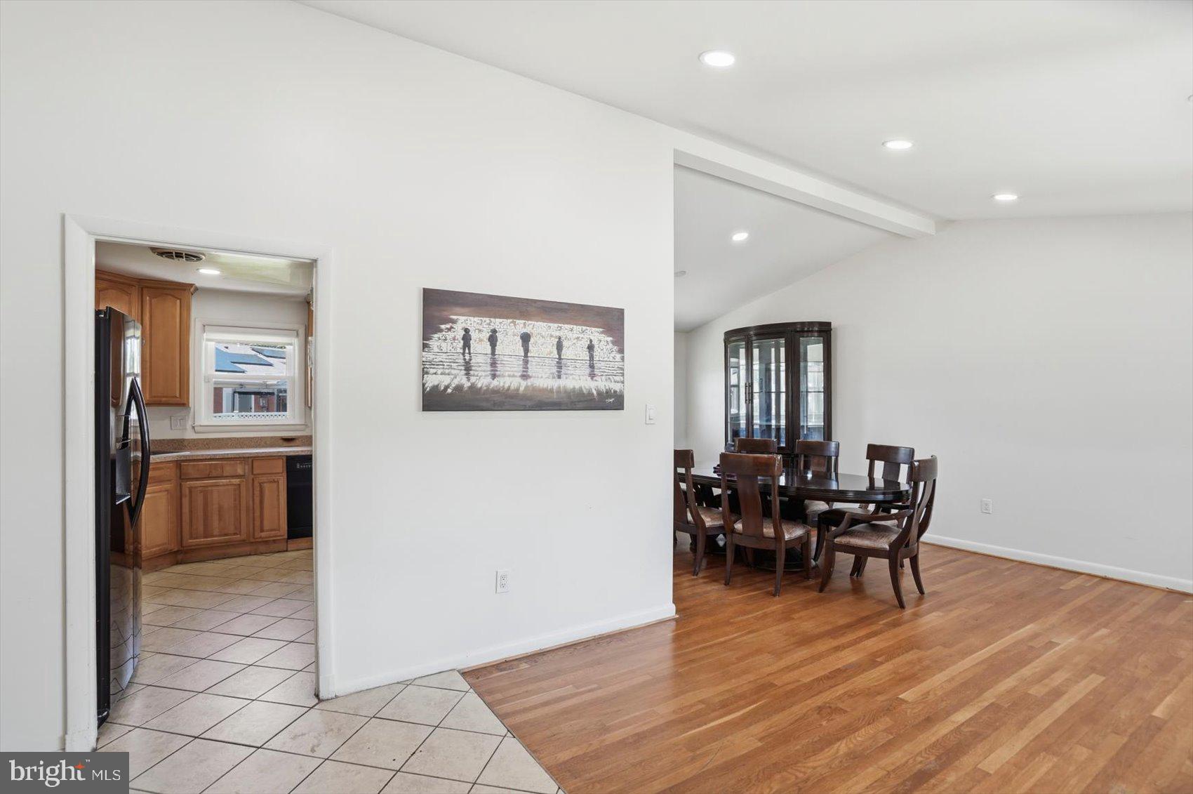 MEADOWOOD - Residential