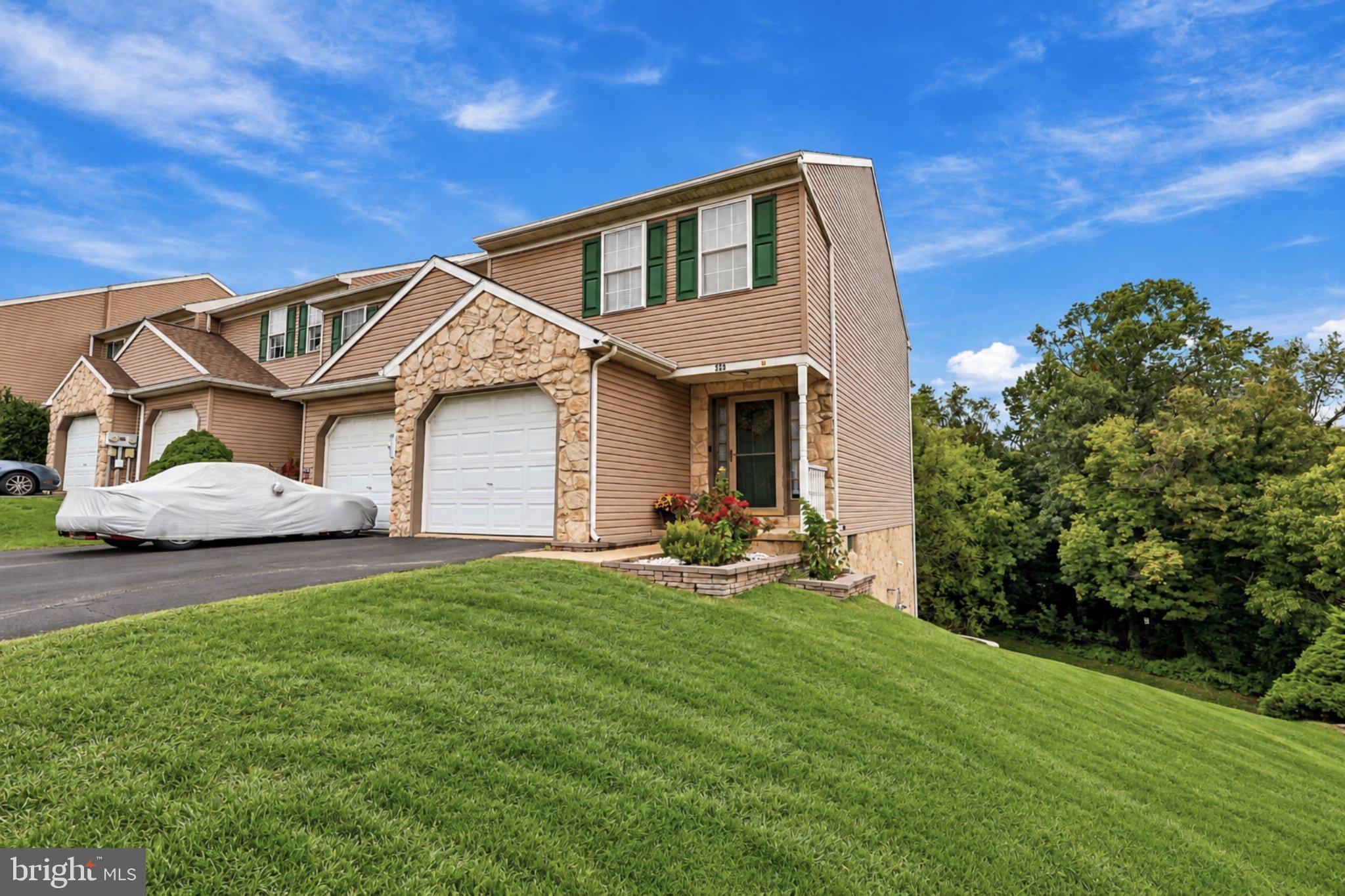 343 OAKRIDGE DRIVE