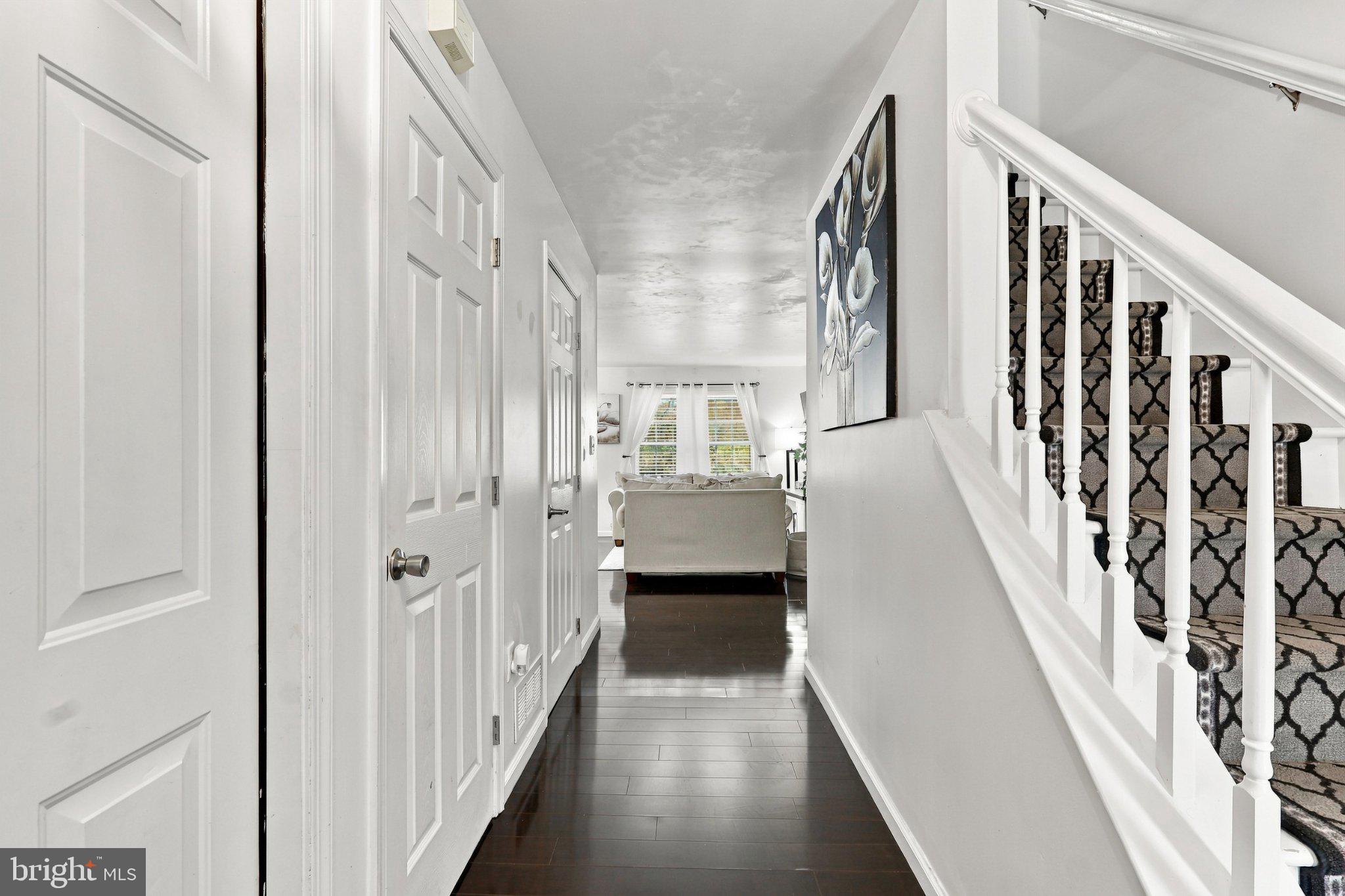 343 OAKRIDGE DRIVE