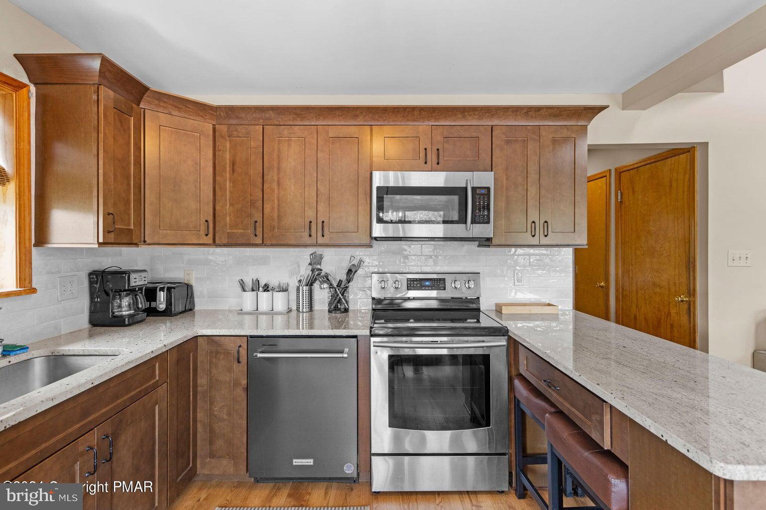 LAKE HARMONY - Residential