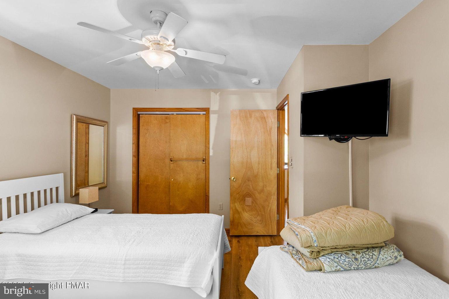 LAKE HARMONY - Residential