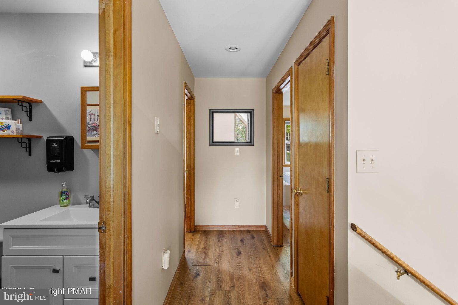 LAKE HARMONY - Residential