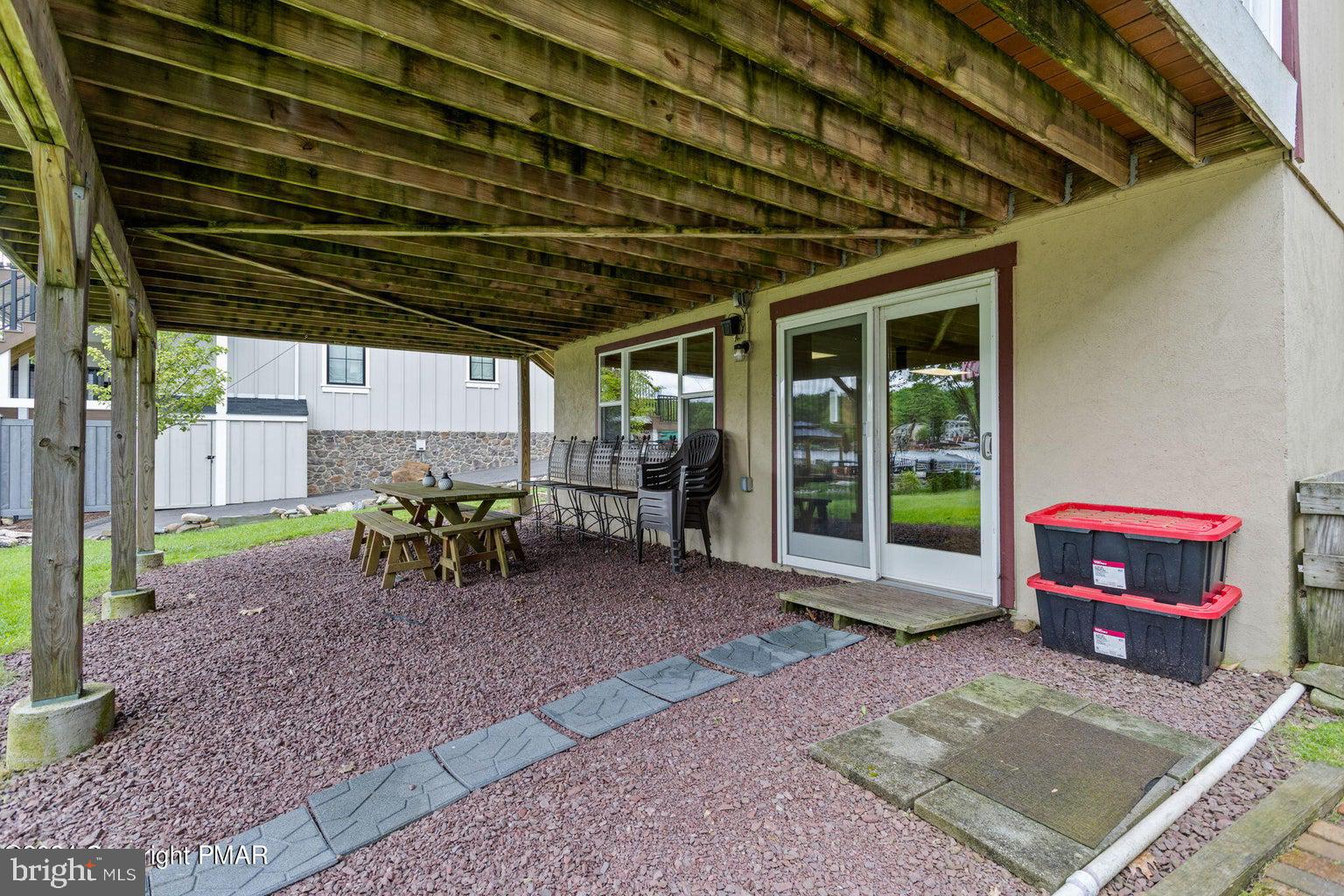 LAKE HARMONY - Residential