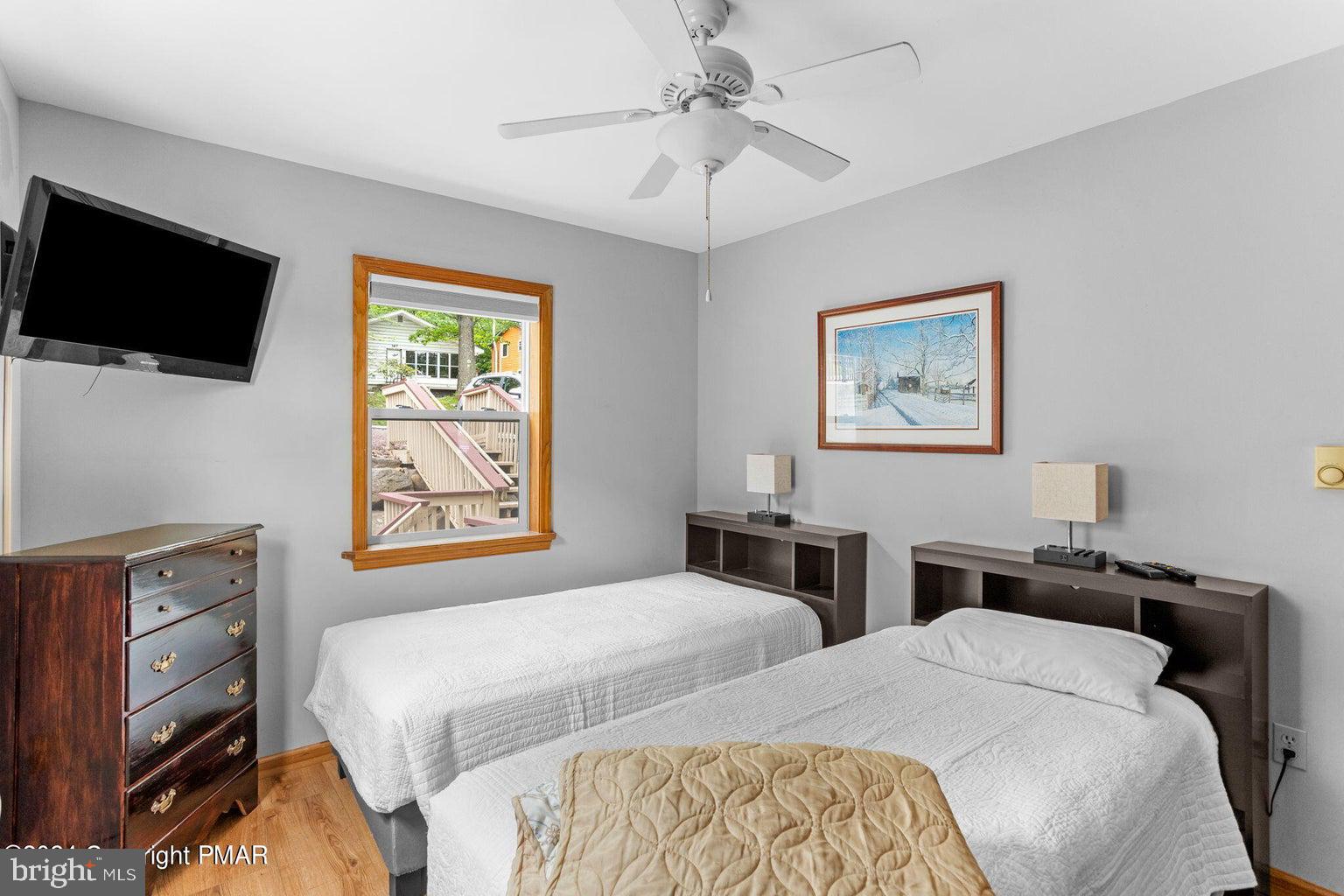 LAKE HARMONY - Residential