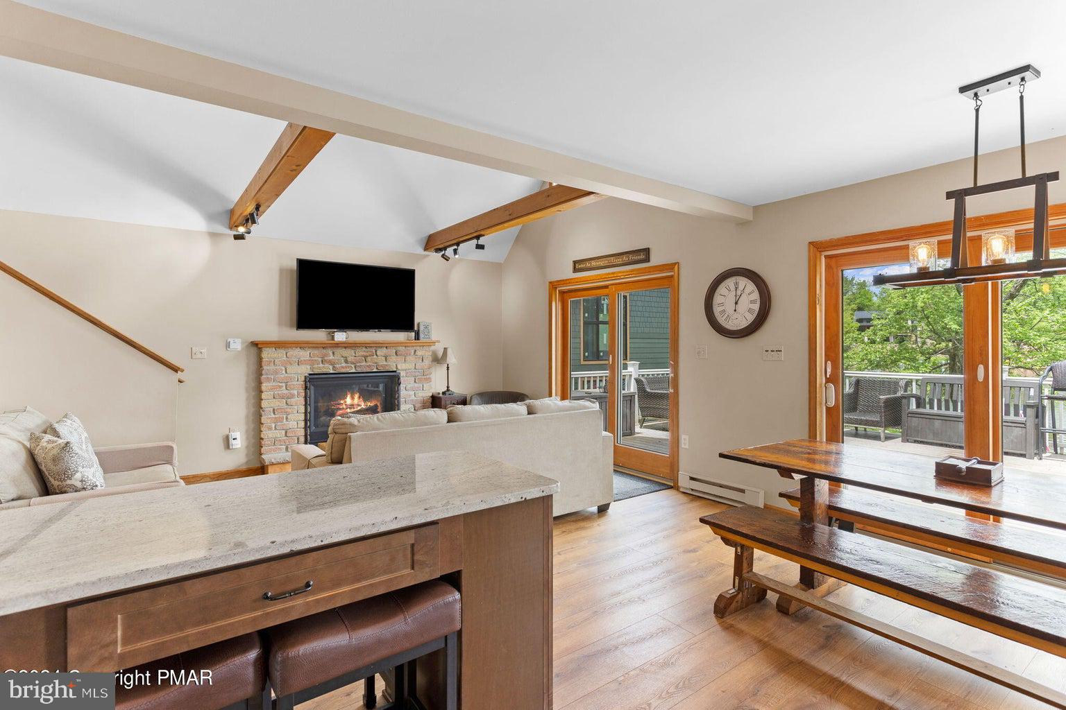 LAKE HARMONY - Residential