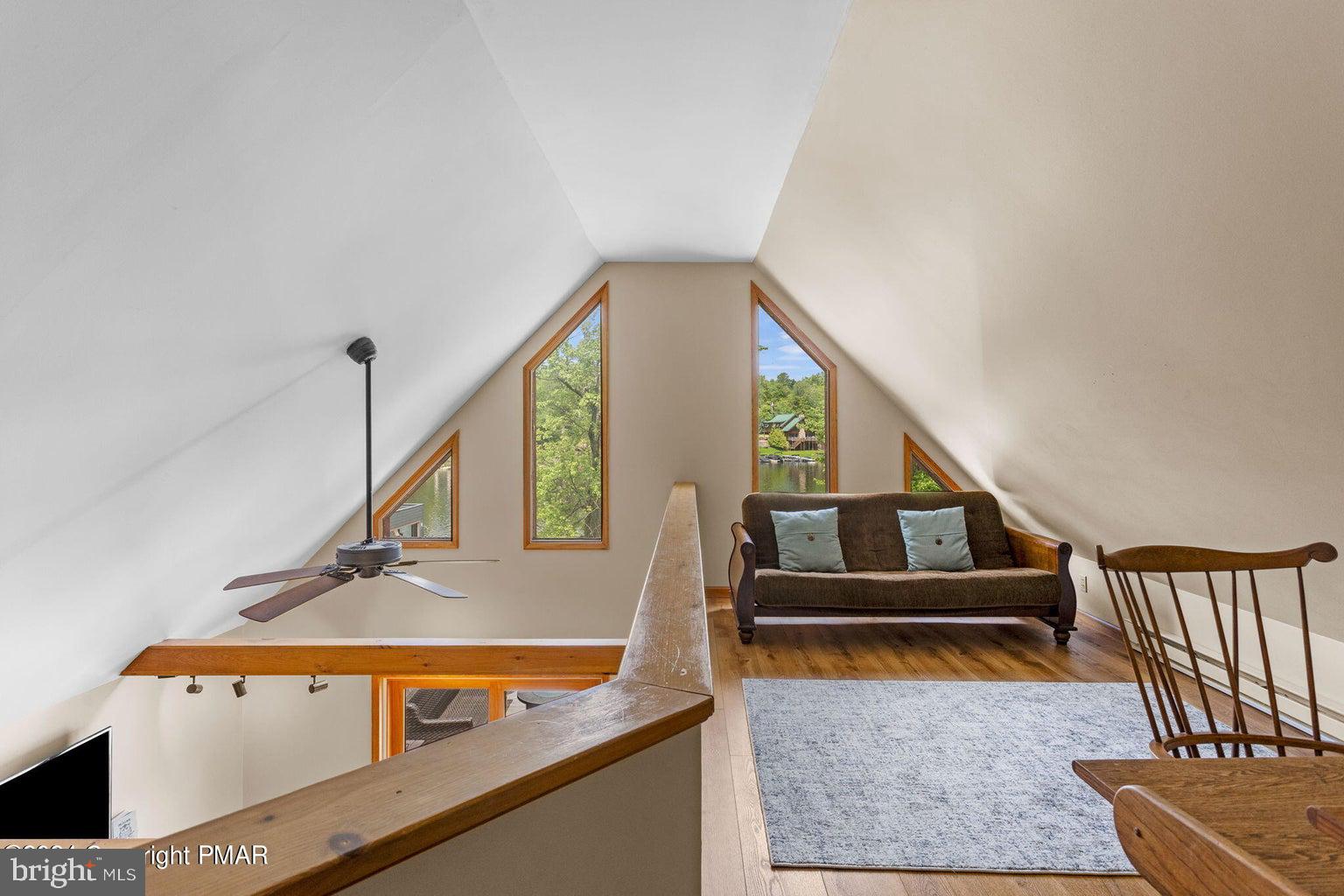 LAKE HARMONY - Residential