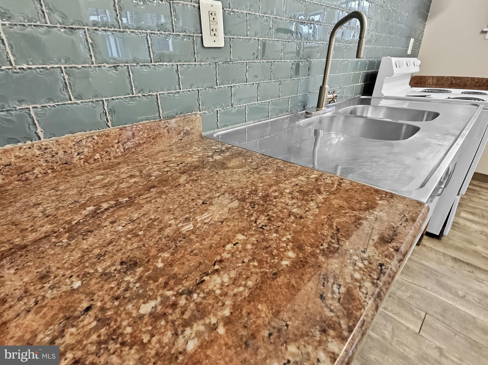 WEST PASSYUNK - Residential Lease