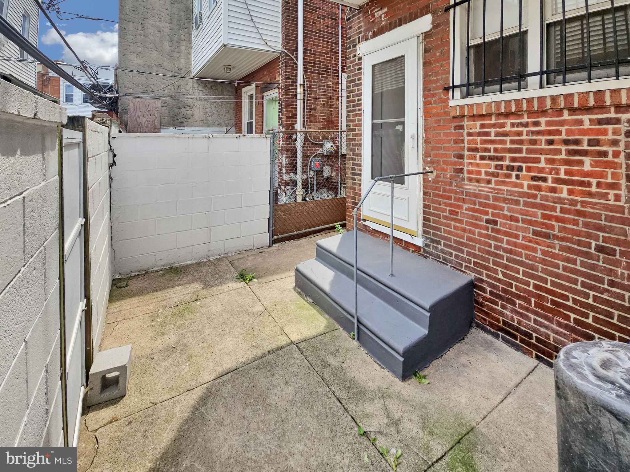 WEST PASSYUNK - Residential Lease
