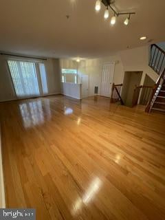 10135 VANDERBILT CIRCLE