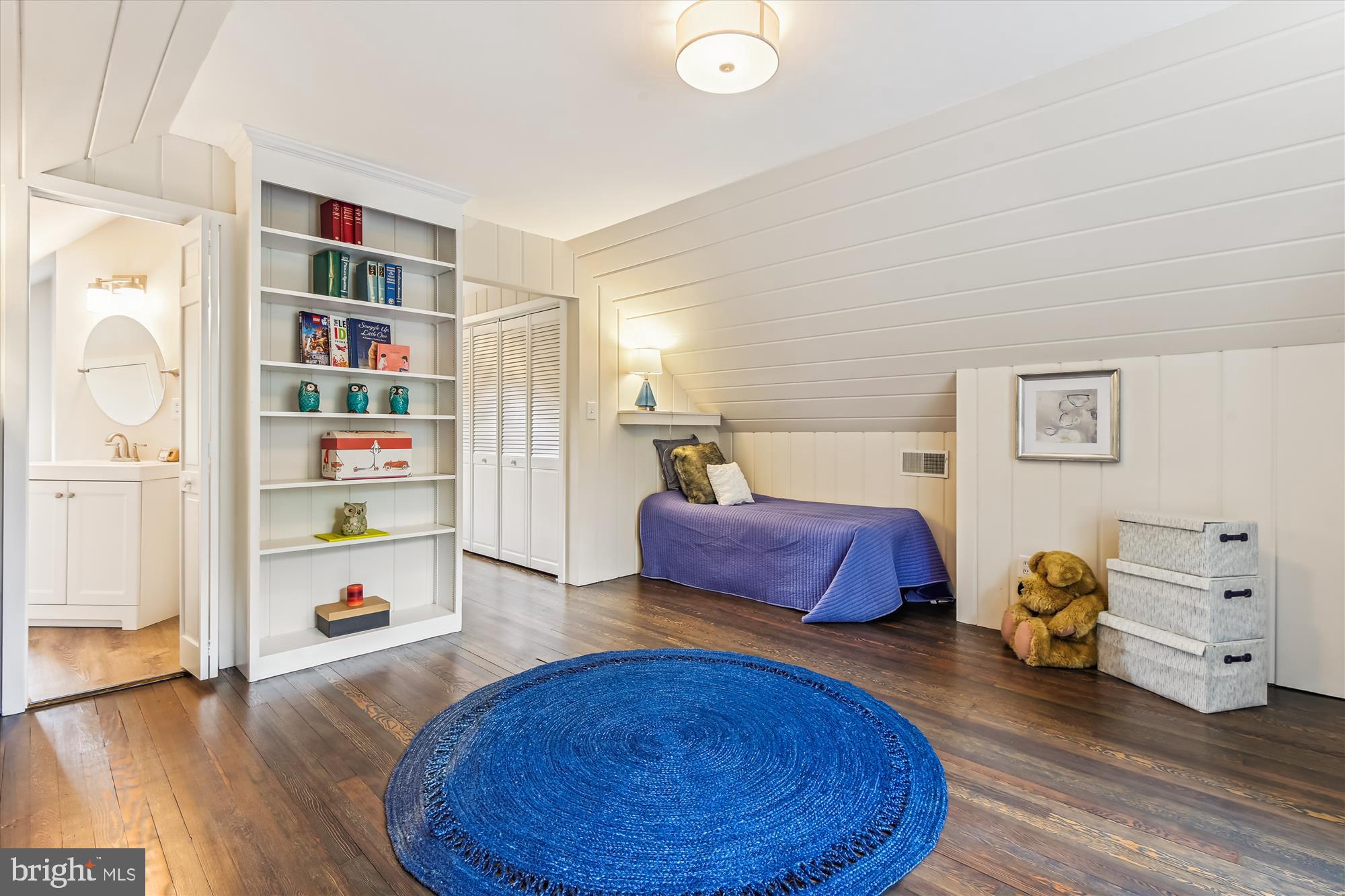 CHEVY CHASE - Residential Lease