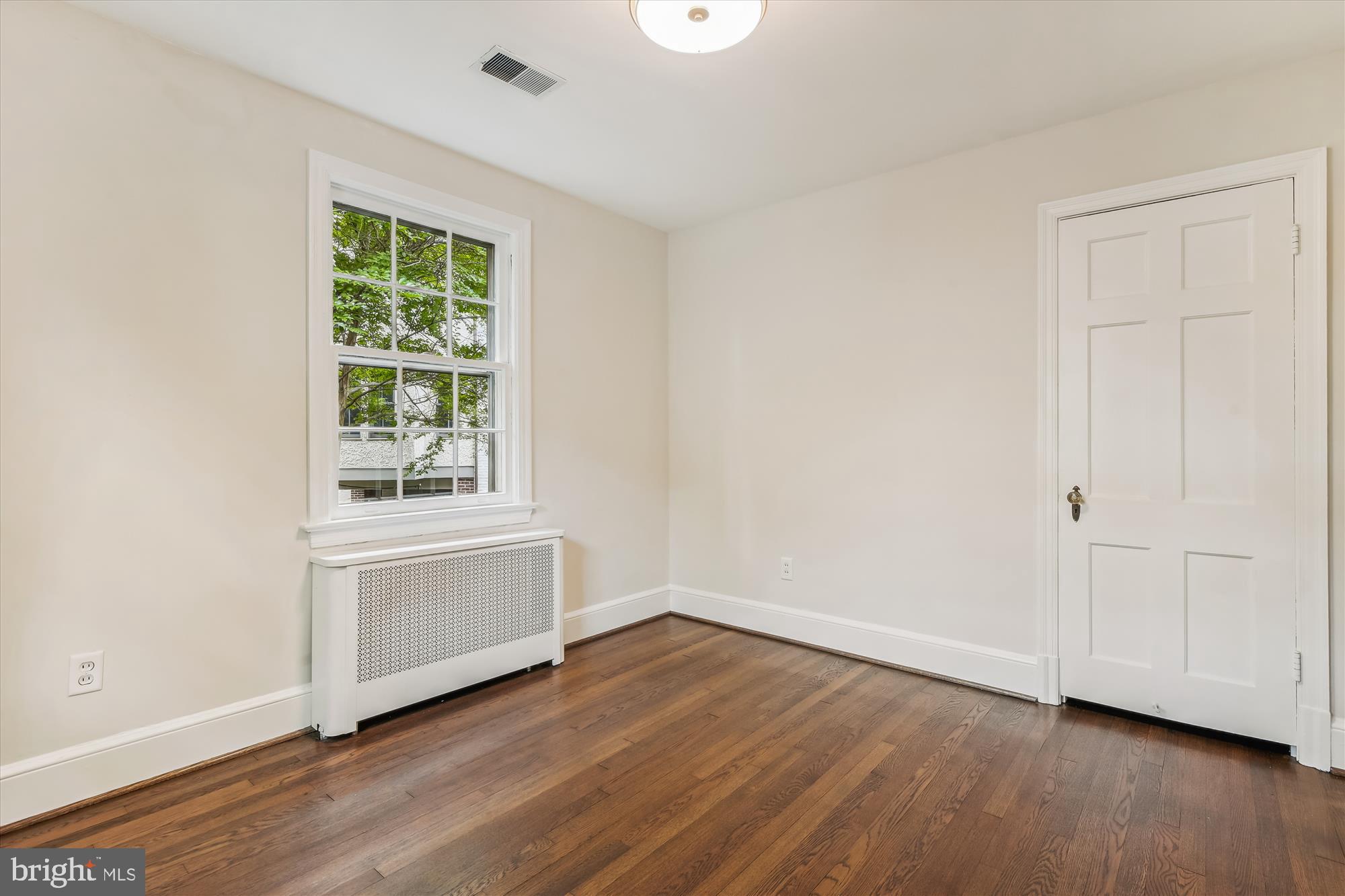 CHEVY CHASE - Residential Lease