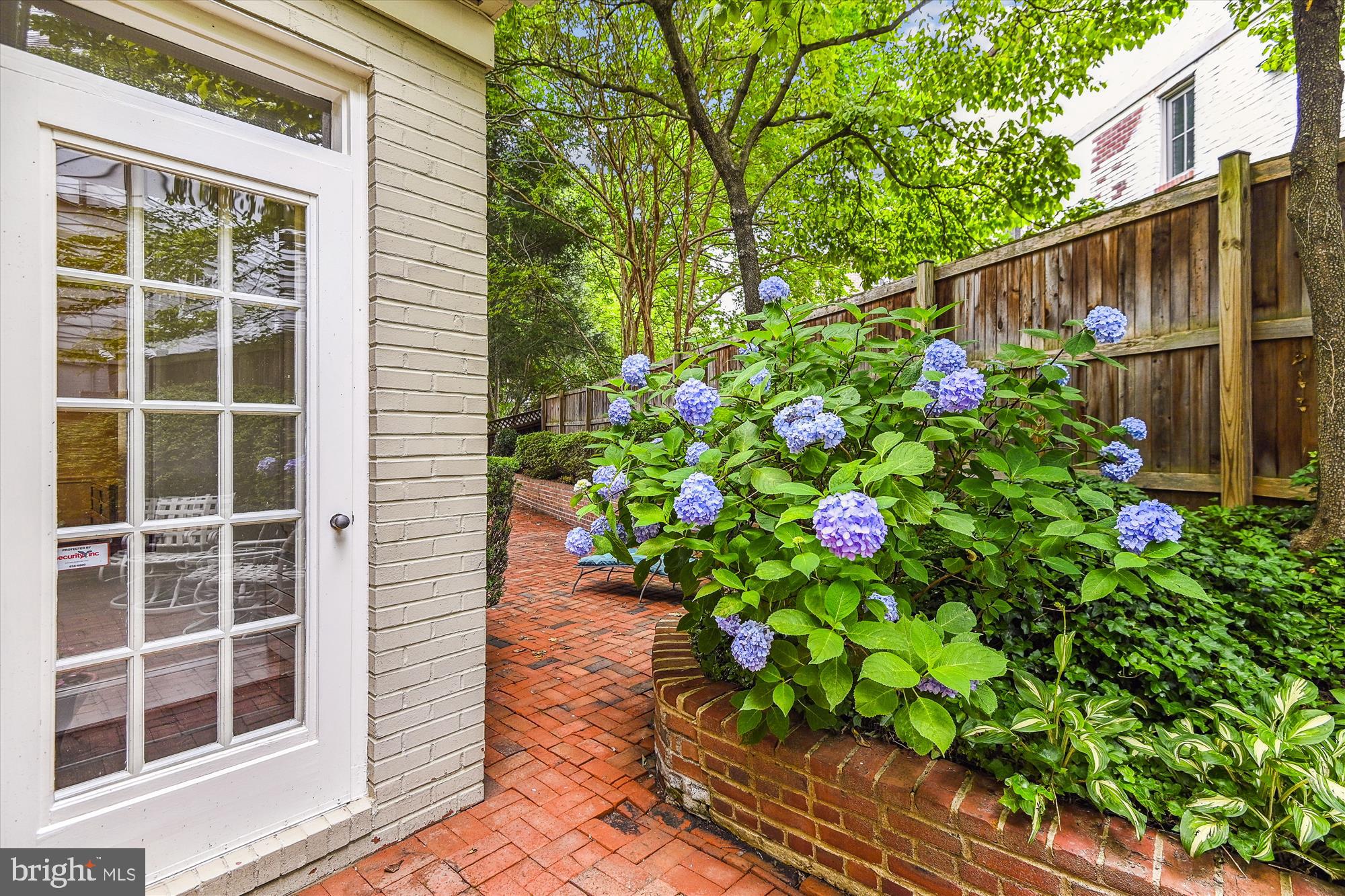 CHEVY CHASE - Residential Lease