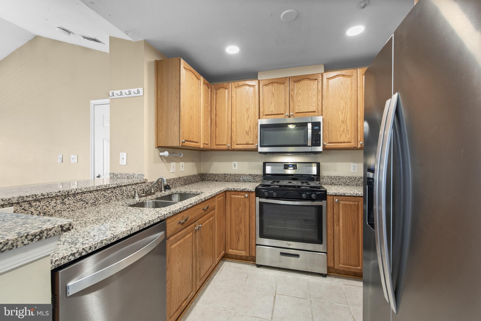 BRISTOL GREEN - Residential