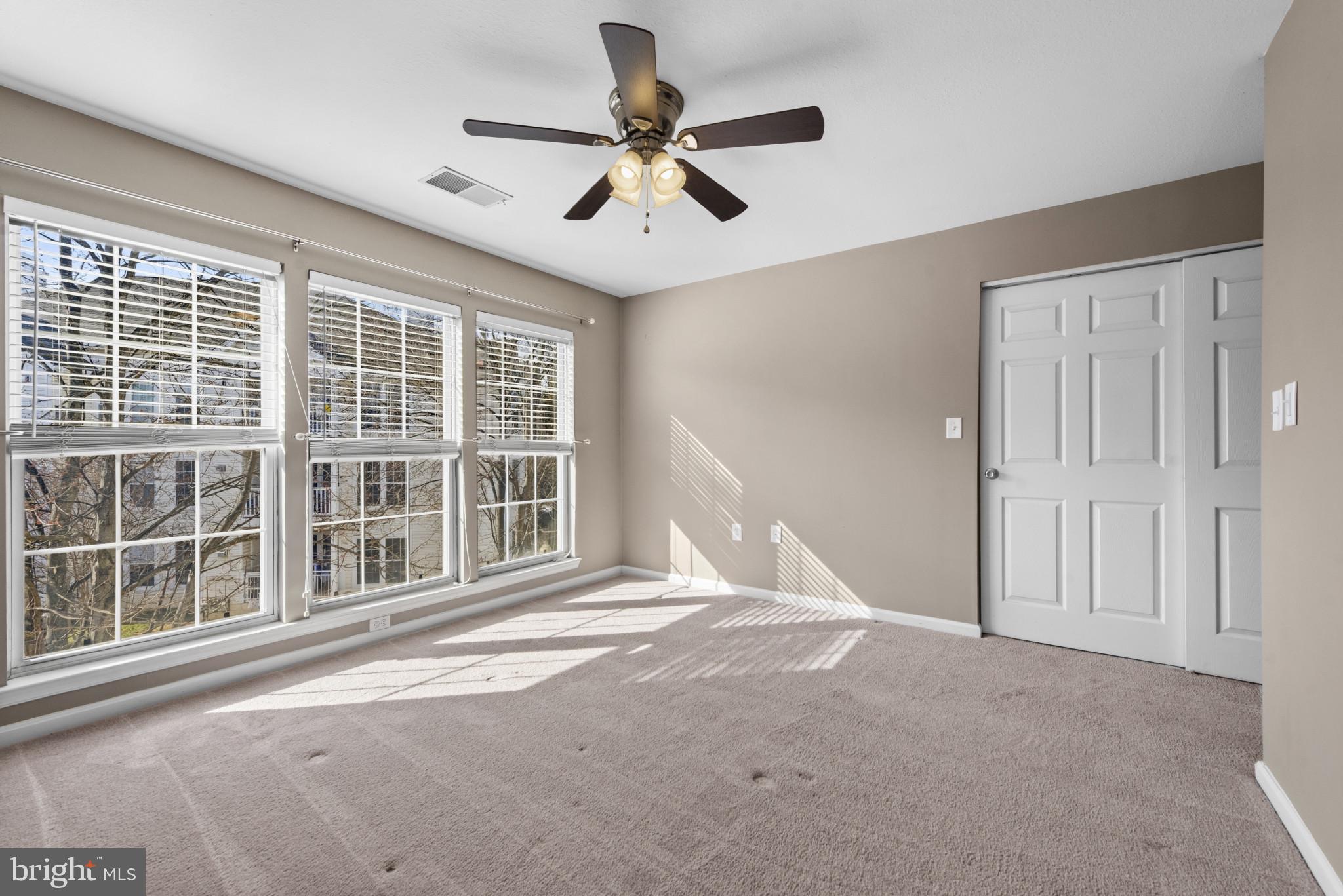 BRISTOL GREEN - Residential