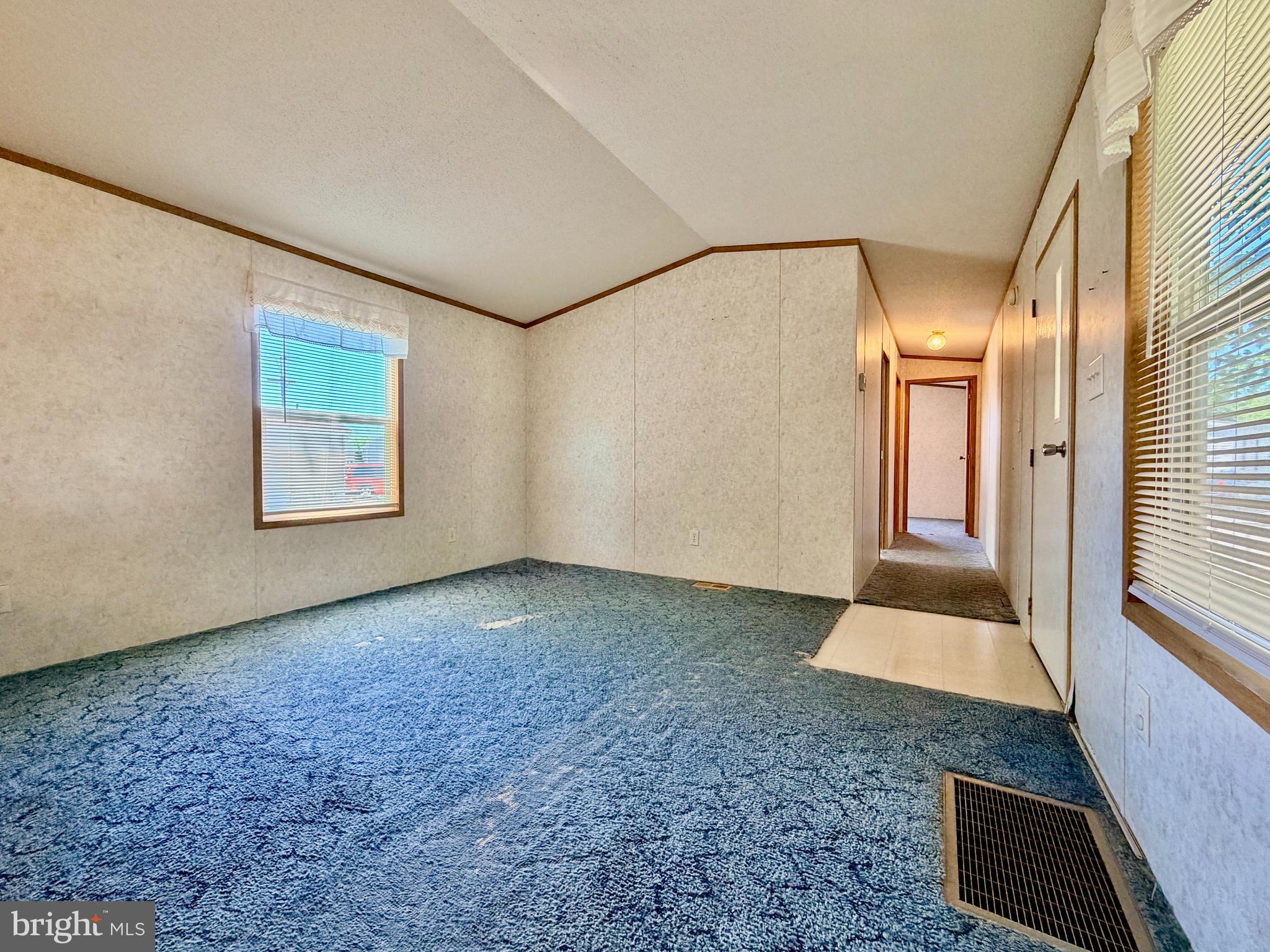 9224 GREEN ISLE CIRCLE