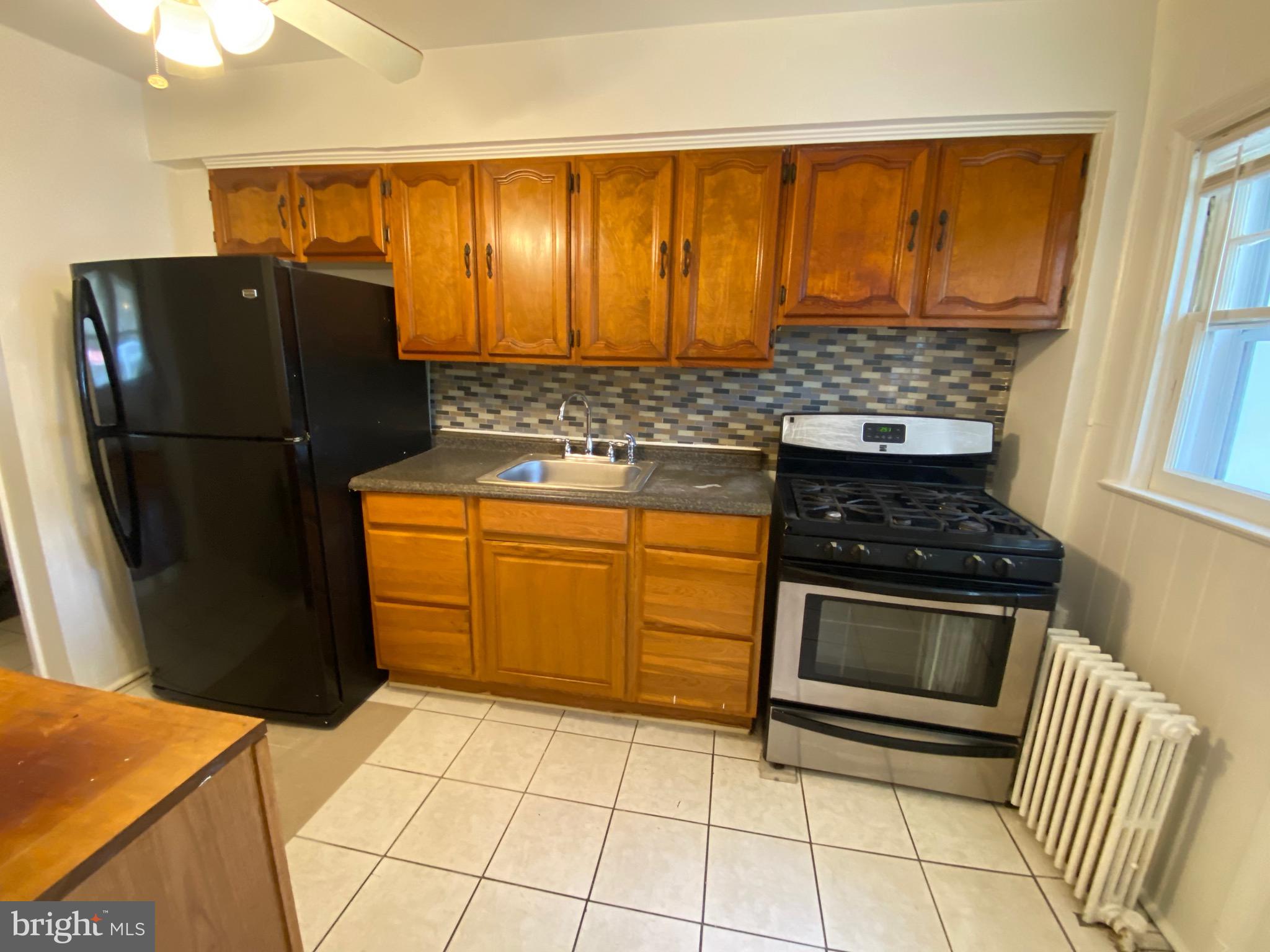 ROSEMONT - Residential Lease