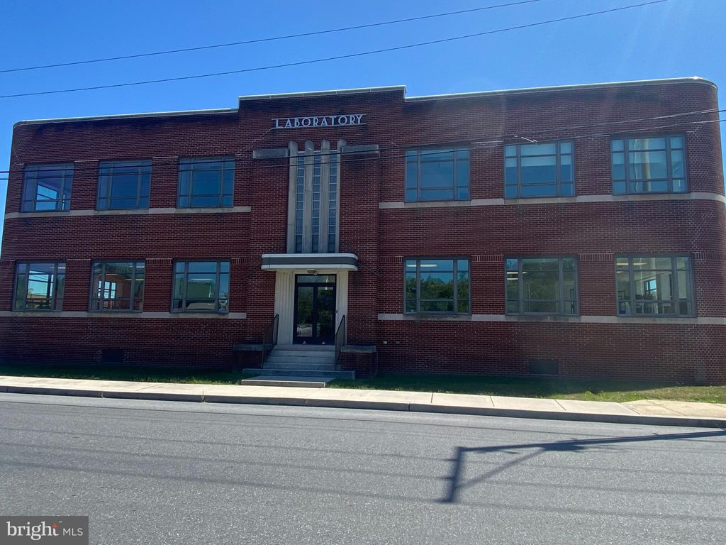 Photo of 181 E Stiegel Street #FIRST FLOOR B, MANHEIM, PA 17545 (MLS # PALA2083290)