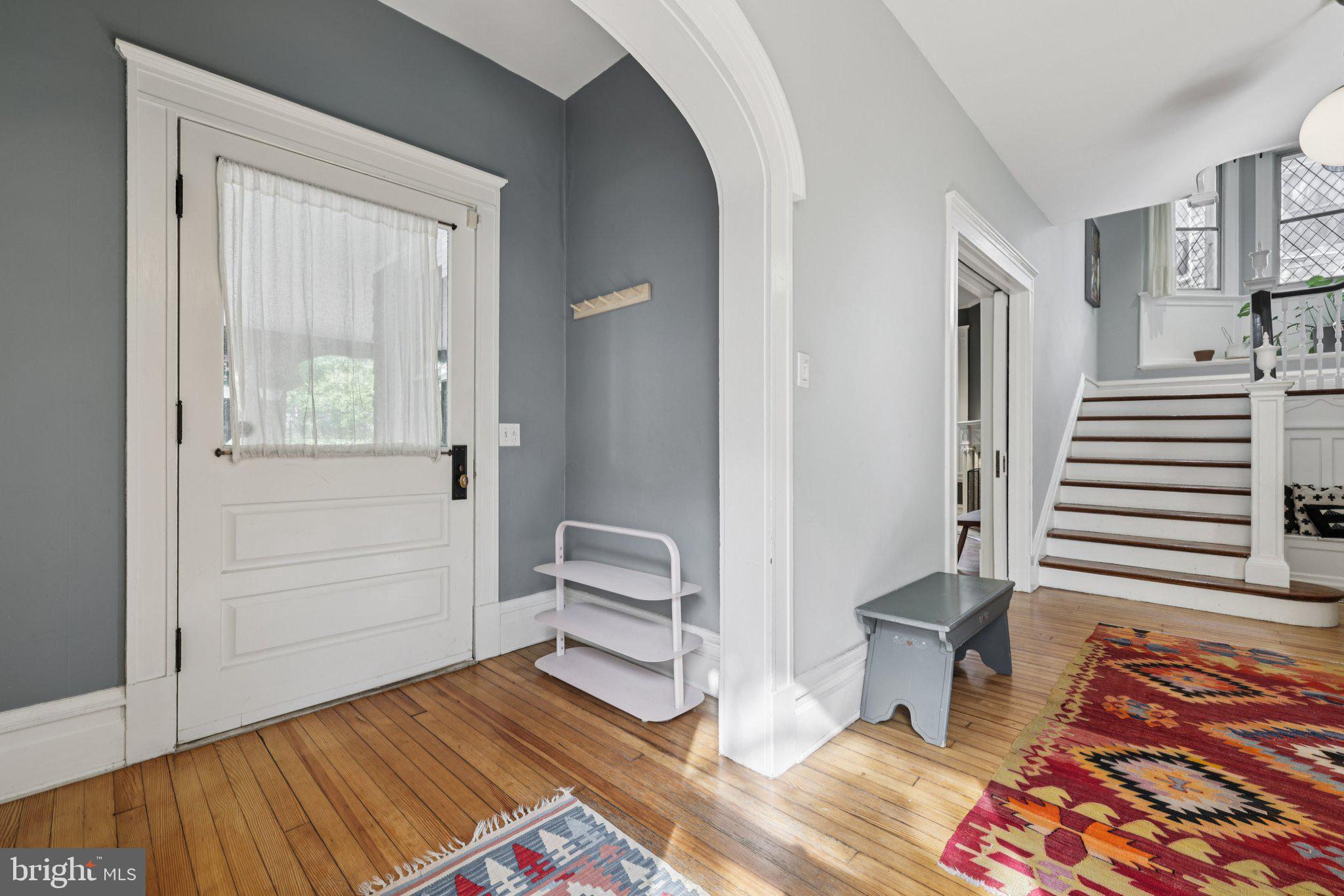 ROLAND PARK - Residential Lease