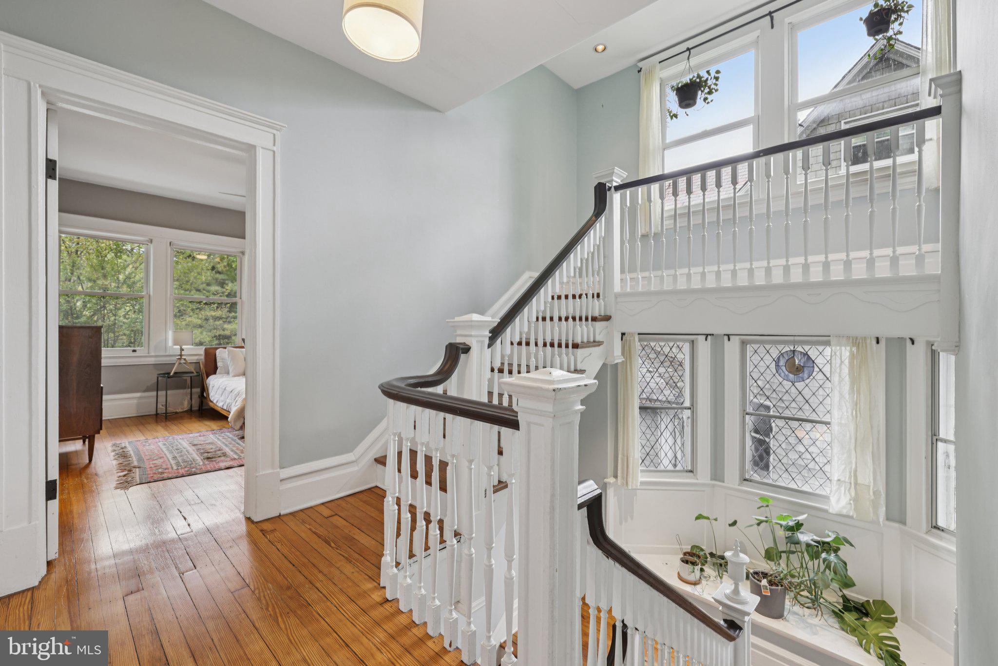 ROLAND PARK - Residential Lease