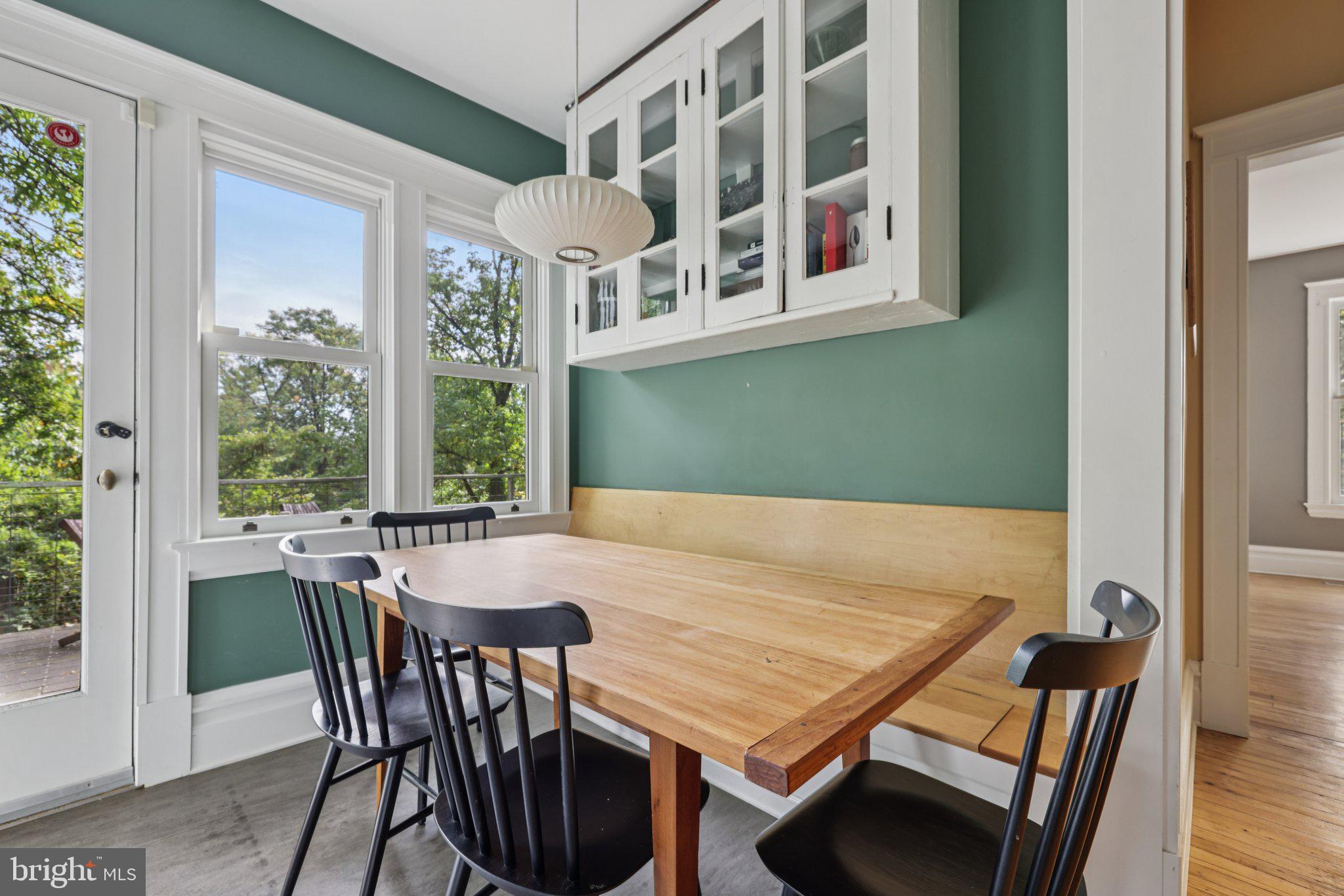 ROLAND PARK - Residential Lease