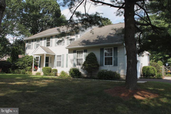 Exceptional PRICE ENHANCEMENT STARTING TODAY (MONDAY, AUGUST 4TH)...........
NEW SELLER DISCLOSURE UPDATED.......AND ATTACHED....
PRICE ENHANCEMENT and is now being Marketed ....AT...........$675,000