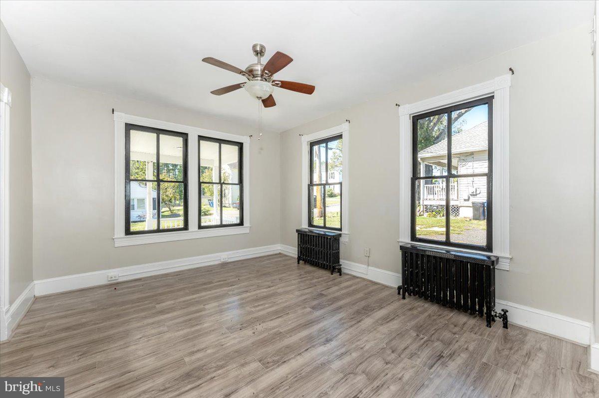 MATTINGLY AVE IND HEAD - Residential Lease