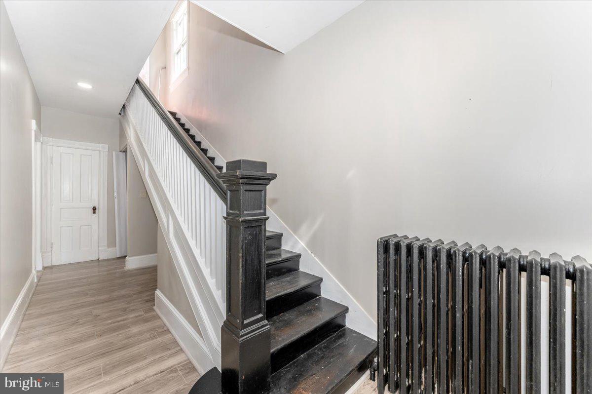 MATTINGLY AVE IND HEAD - Residential Lease