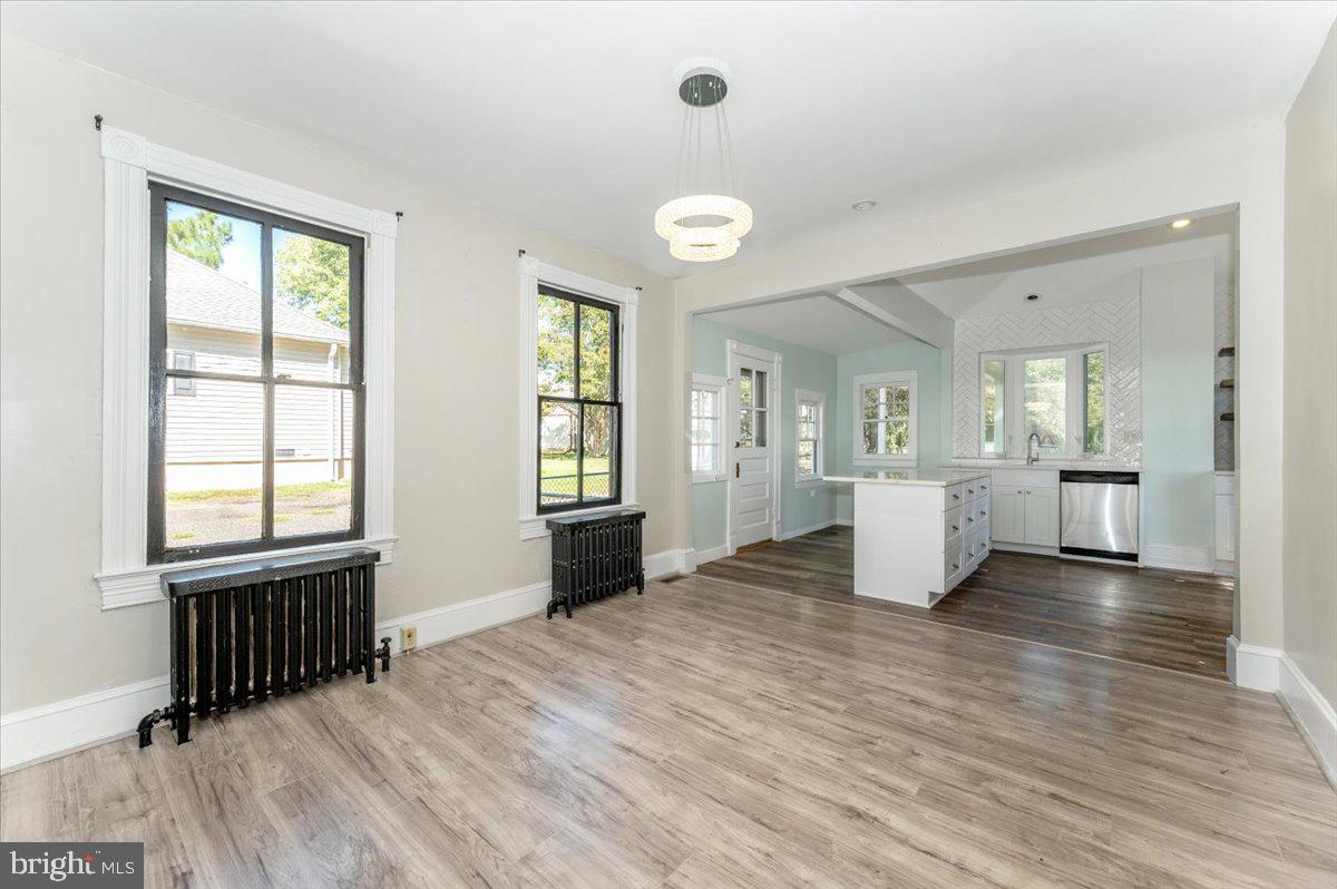 MATTINGLY AVE IND HEAD - Residential Lease