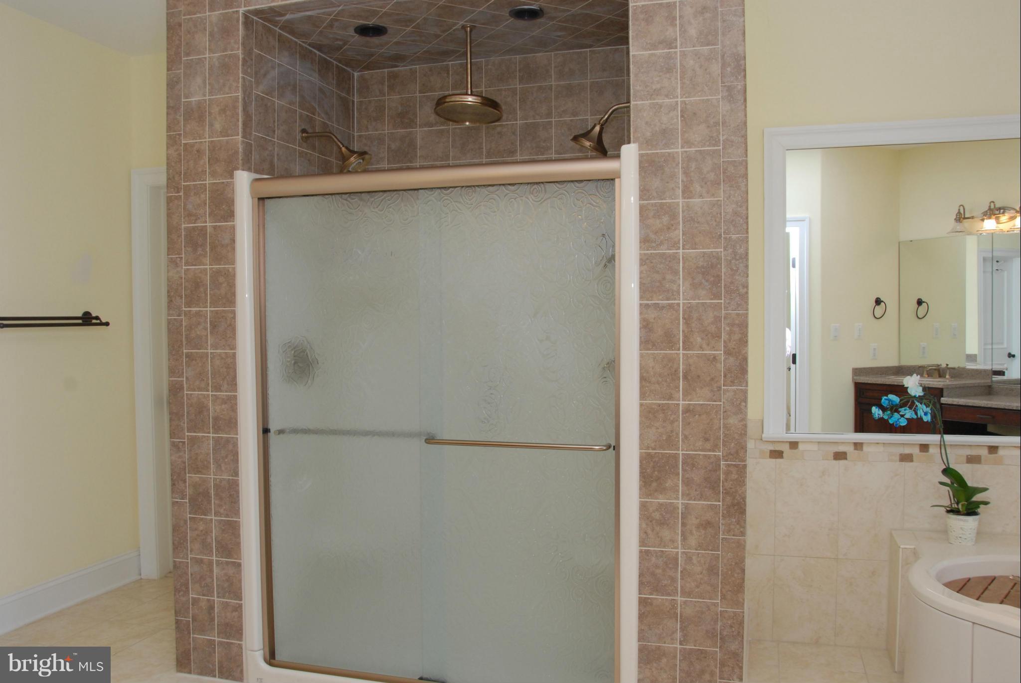 JOHNSON FARM ESTATES - Farm