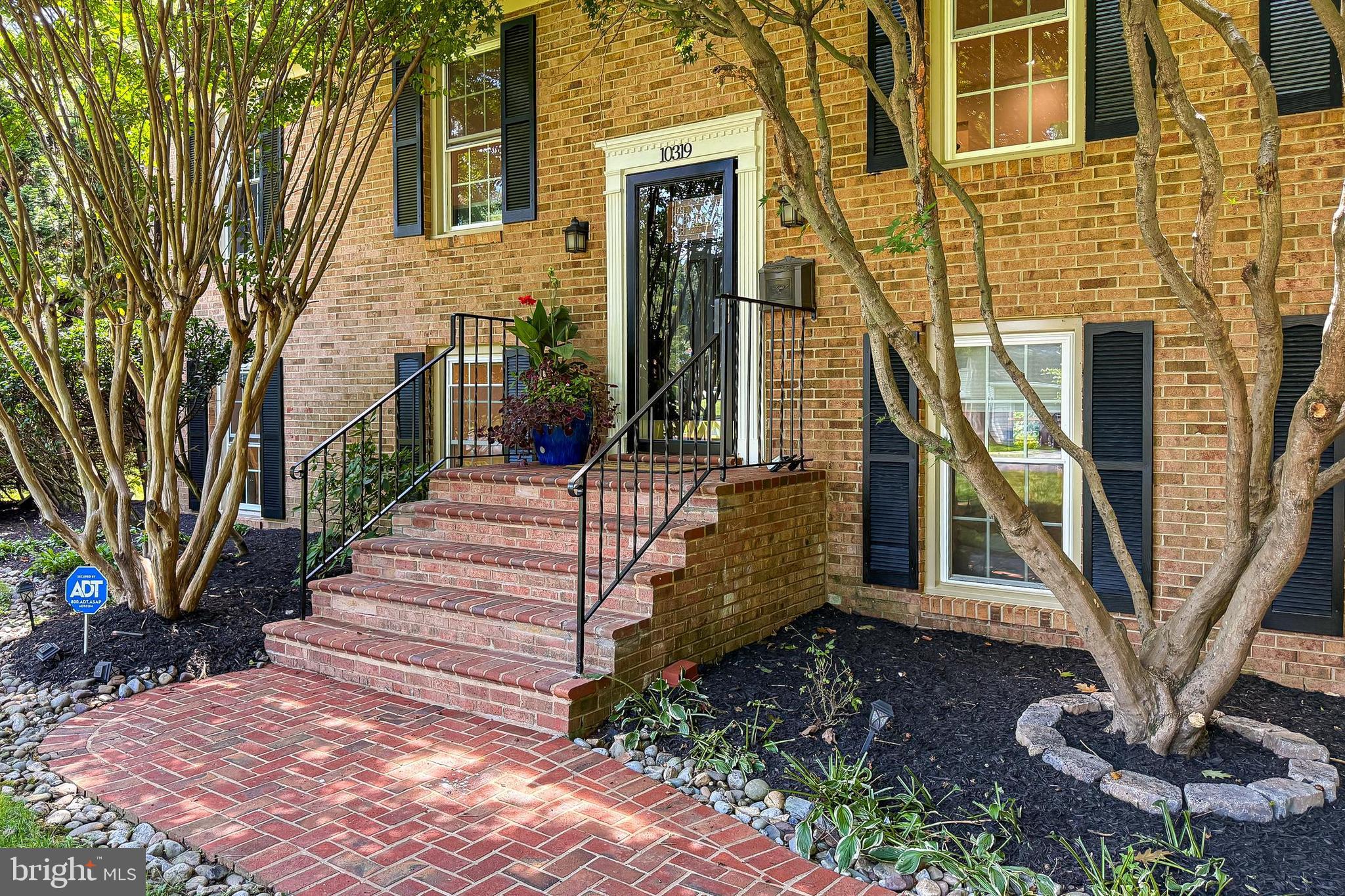 10319 CARDINAL ROAD