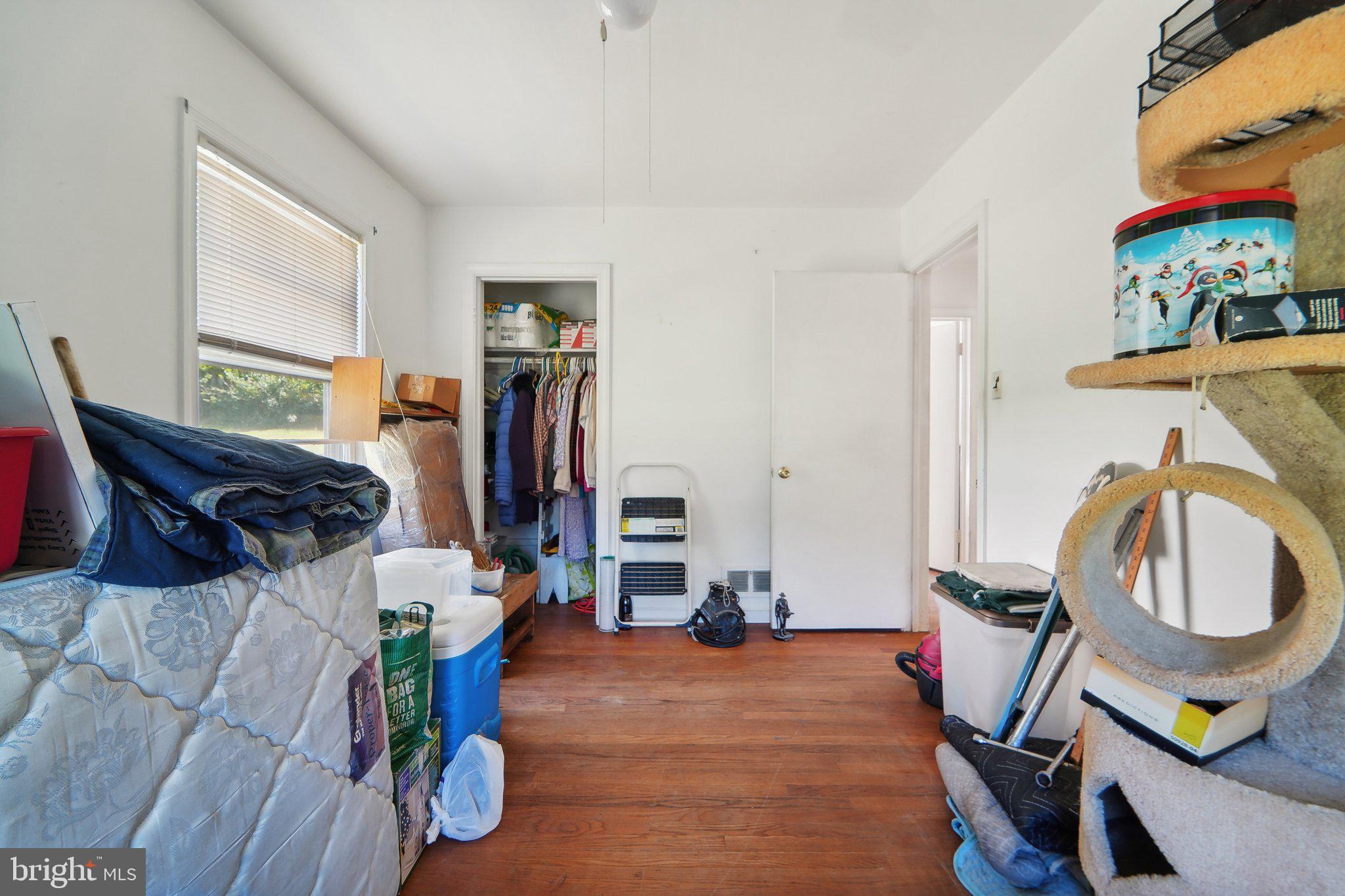 COLESVILLE OUTSIDE - Residential