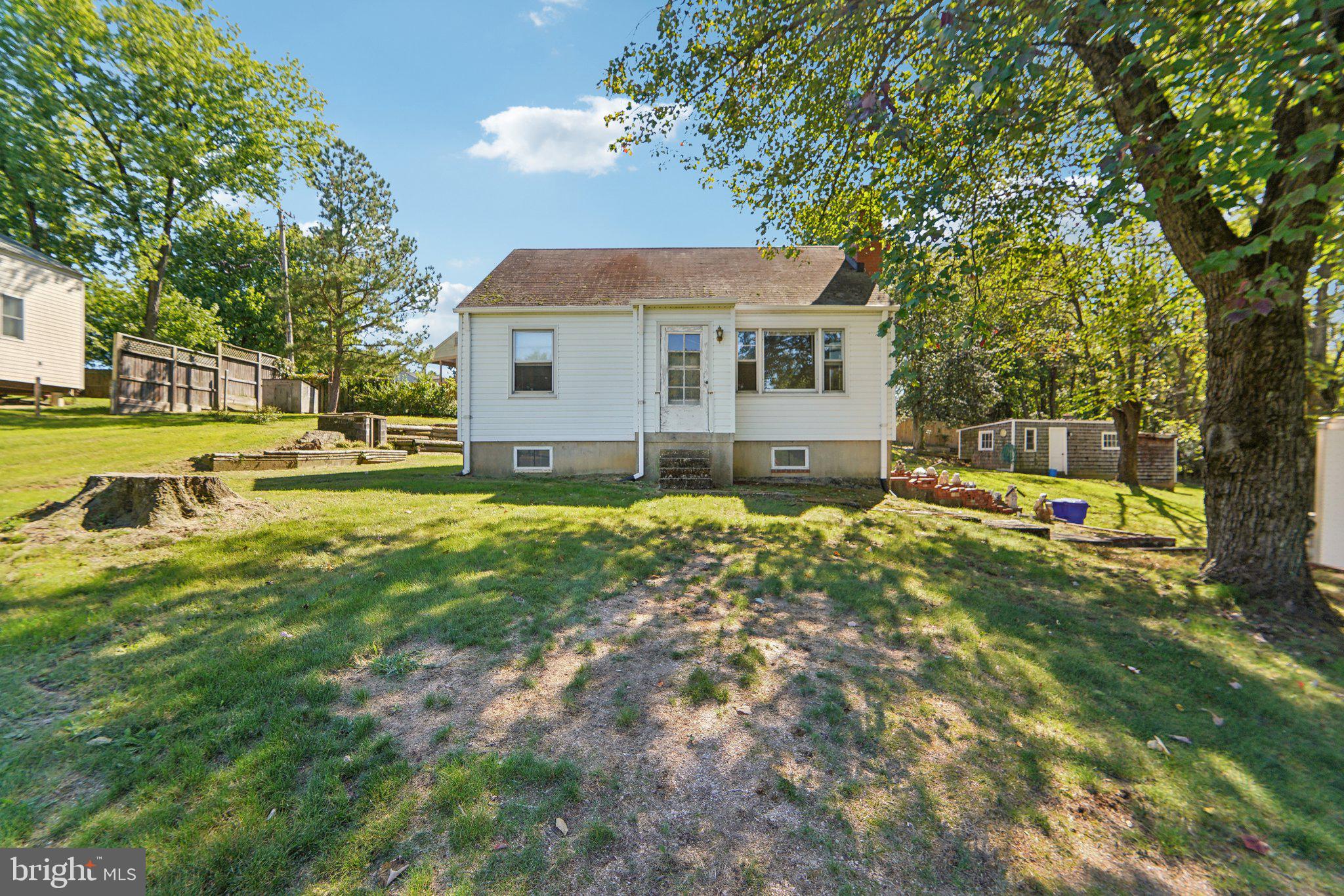 COLESVILLE OUTSIDE - Residential