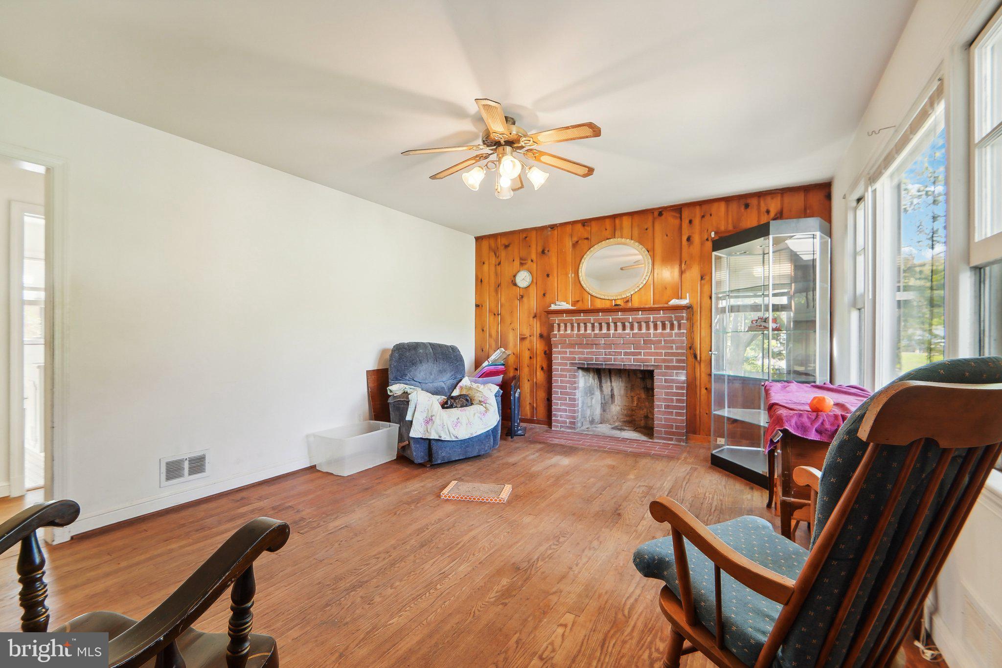 COLESVILLE OUTSIDE - Residential