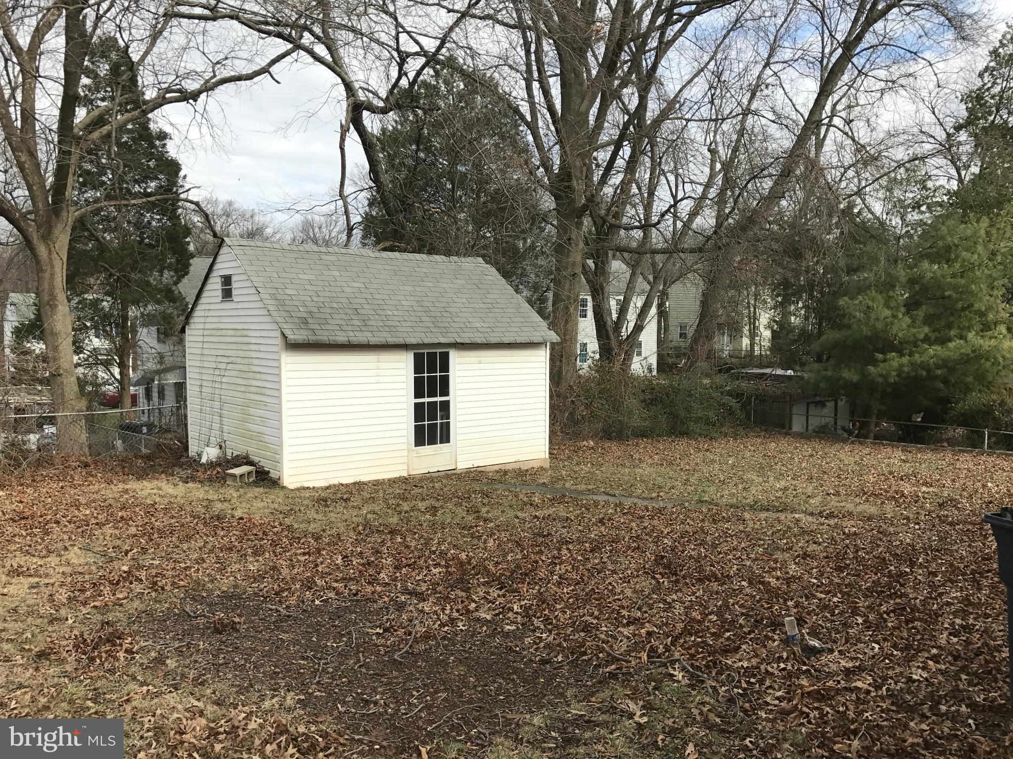 EAST COLUMBIA - Residential