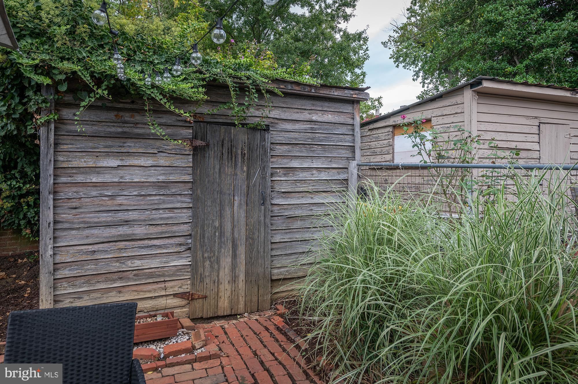 HISTORIC DISTRICT - Residential Lease