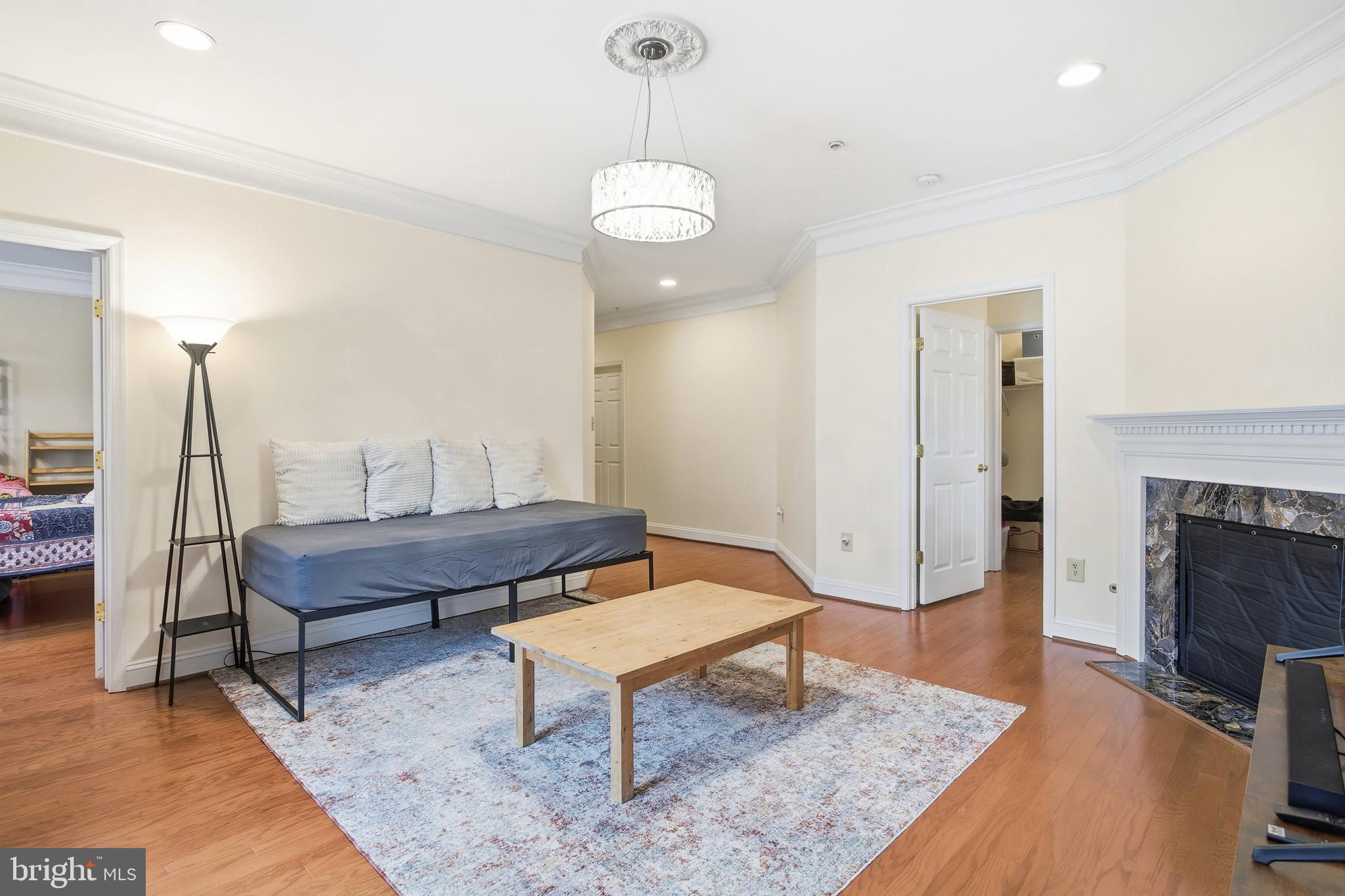 WESTBROOK COURT - Residential