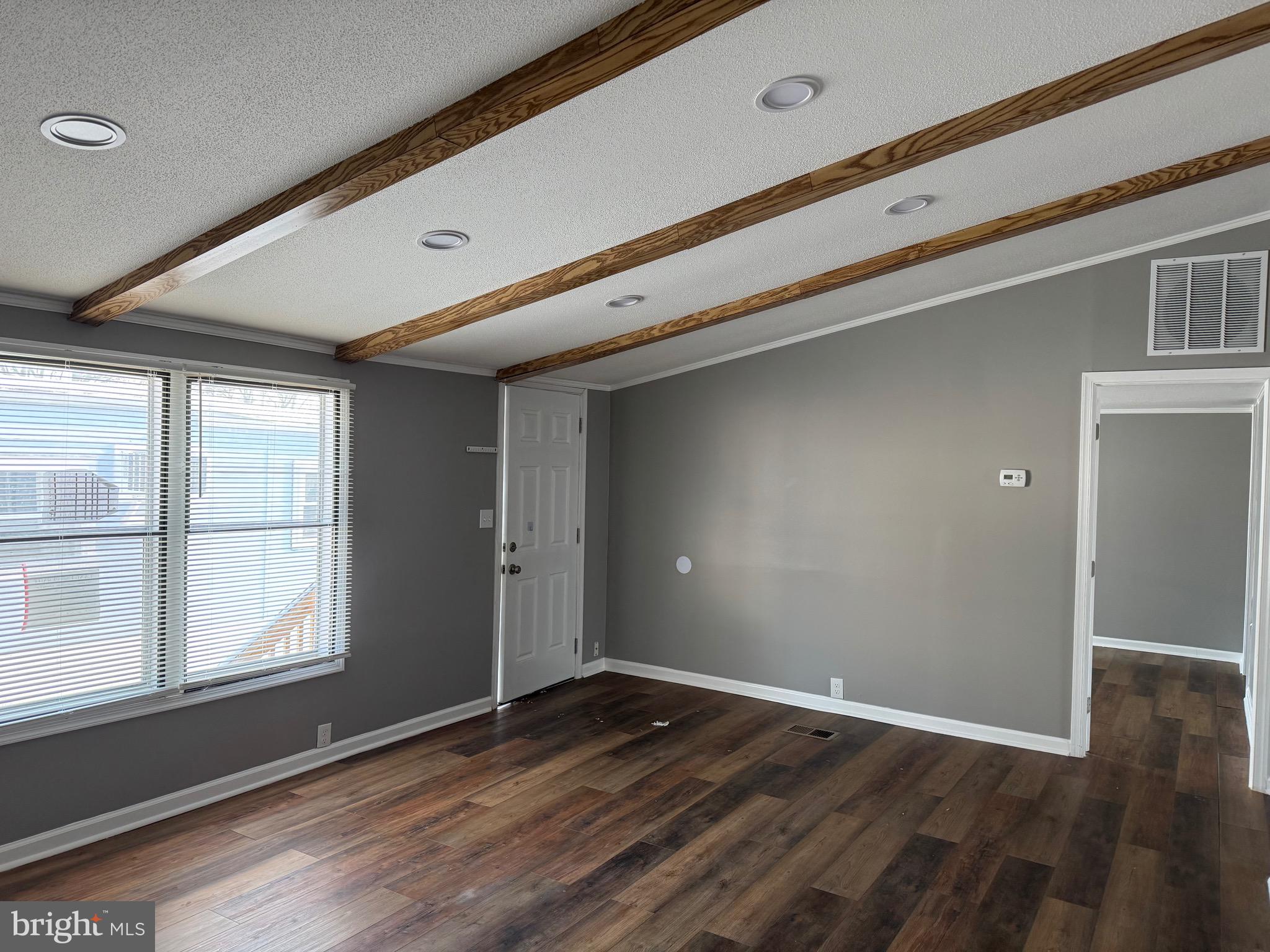 LAKEVIEW TRAILER PARK - Residential Lease