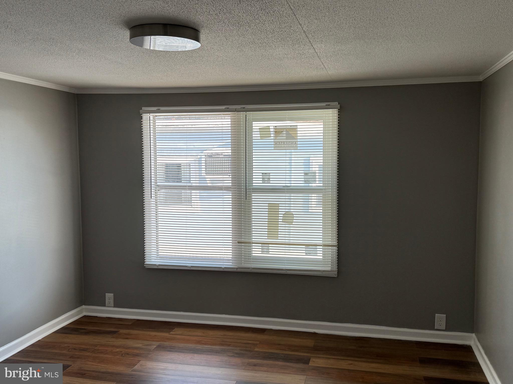 LAKEVIEW TRAILER PARK - Residential Lease