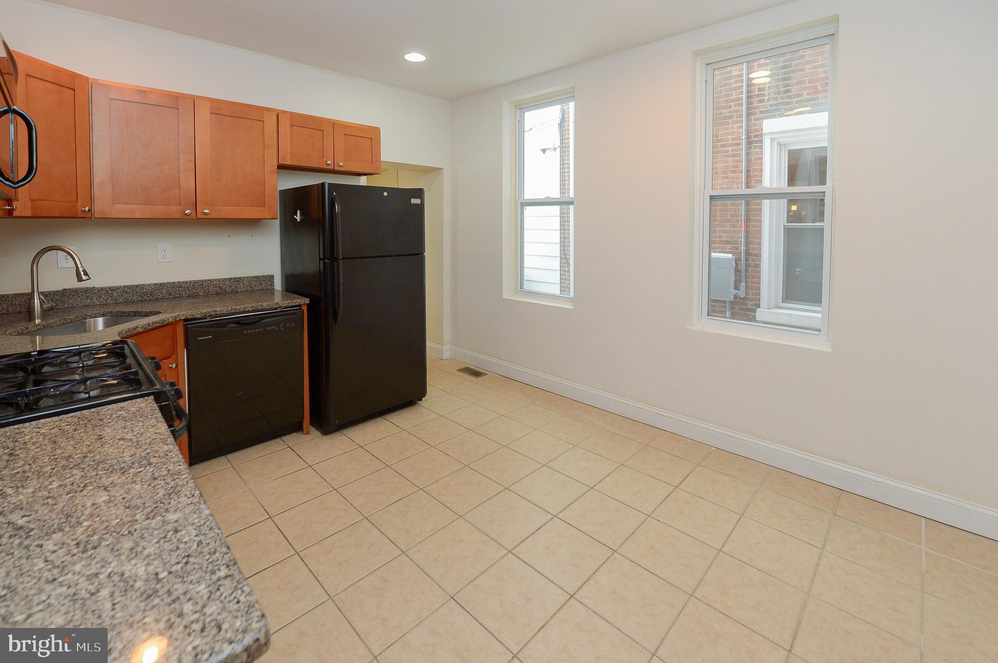 EAST FALLS - Residential