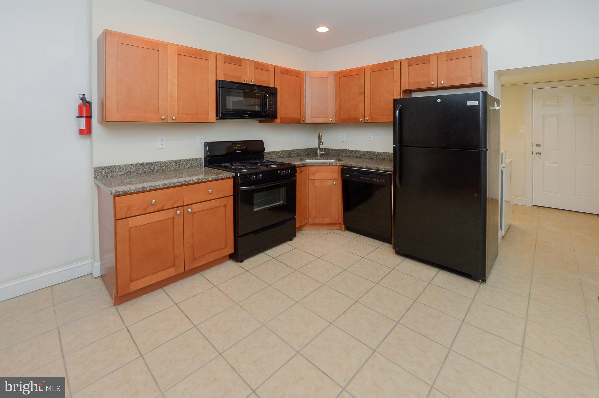 EAST FALLS - Residential