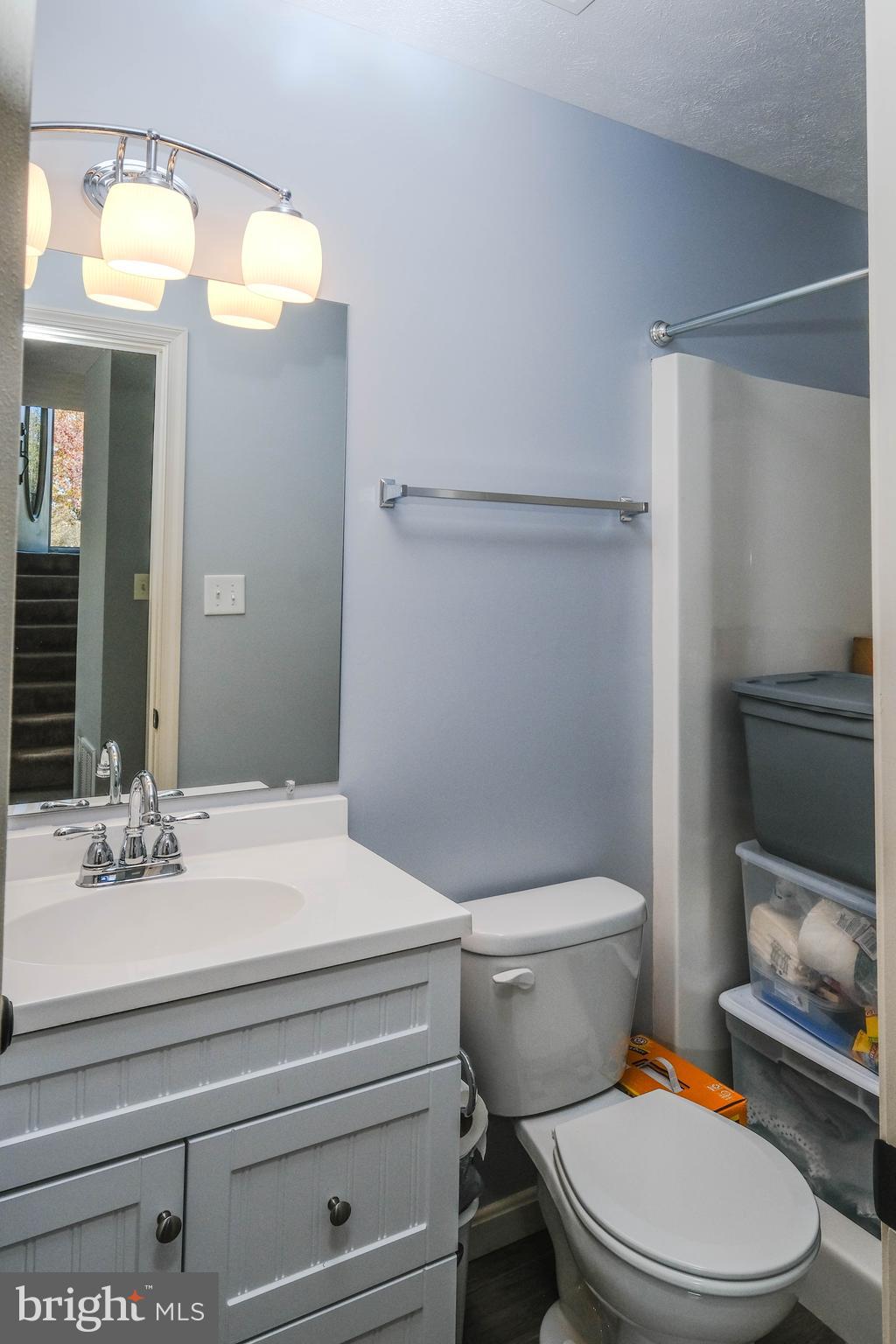 WILLIAMSBURG ESTATES - Residential