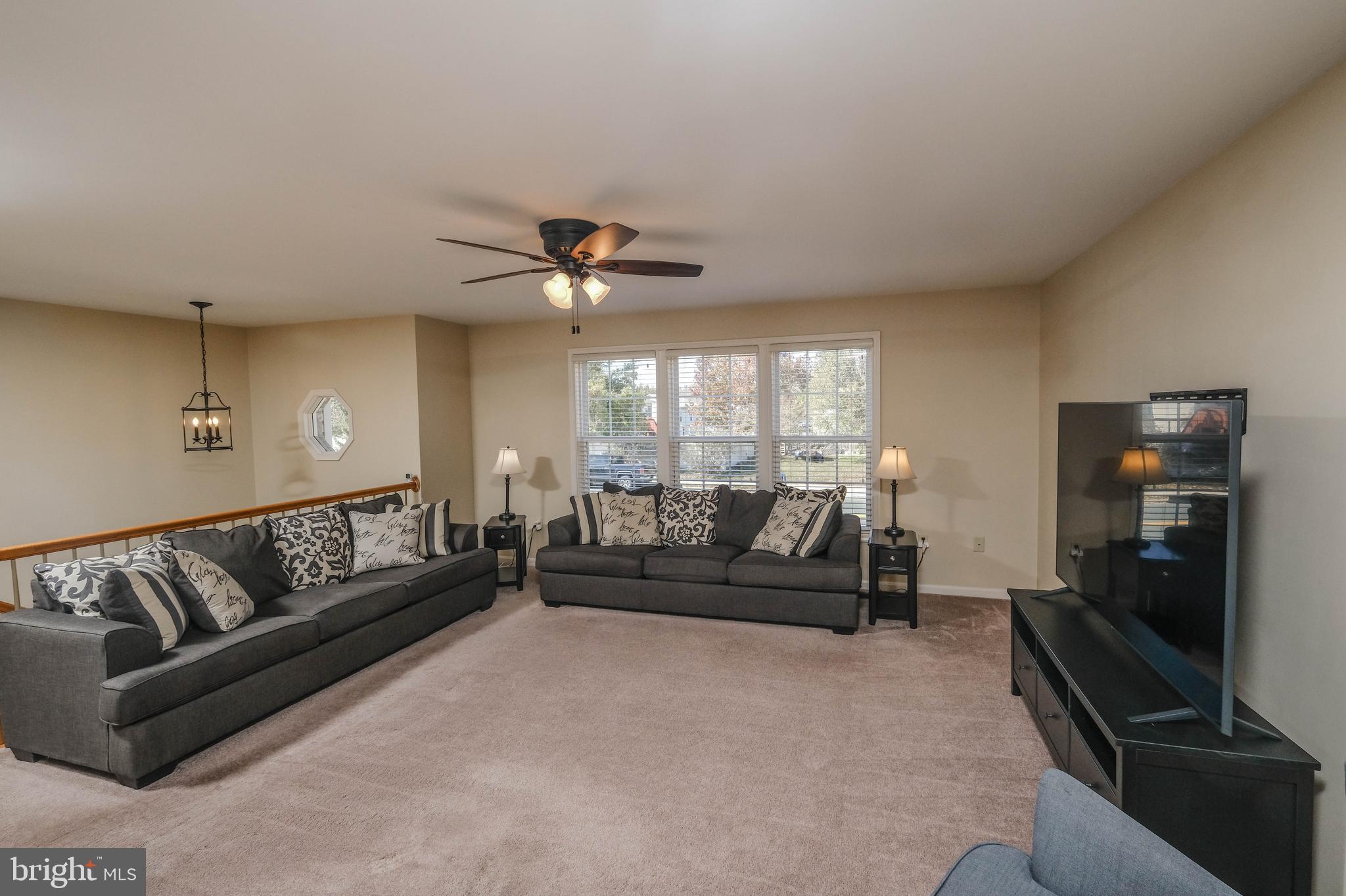 WILLIAMSBURG ESTATES - Residential