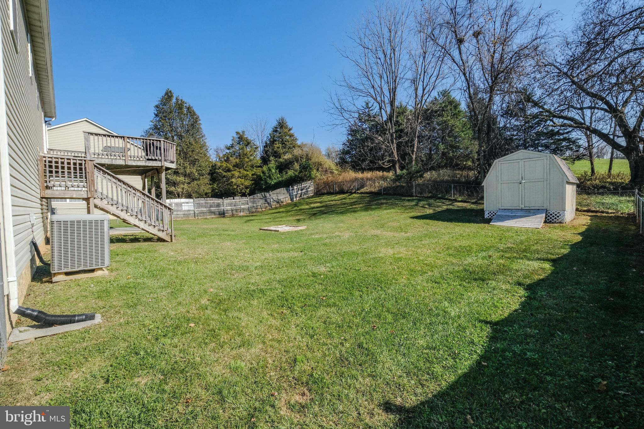 WILLIAMSBURG ESTATES - Residential