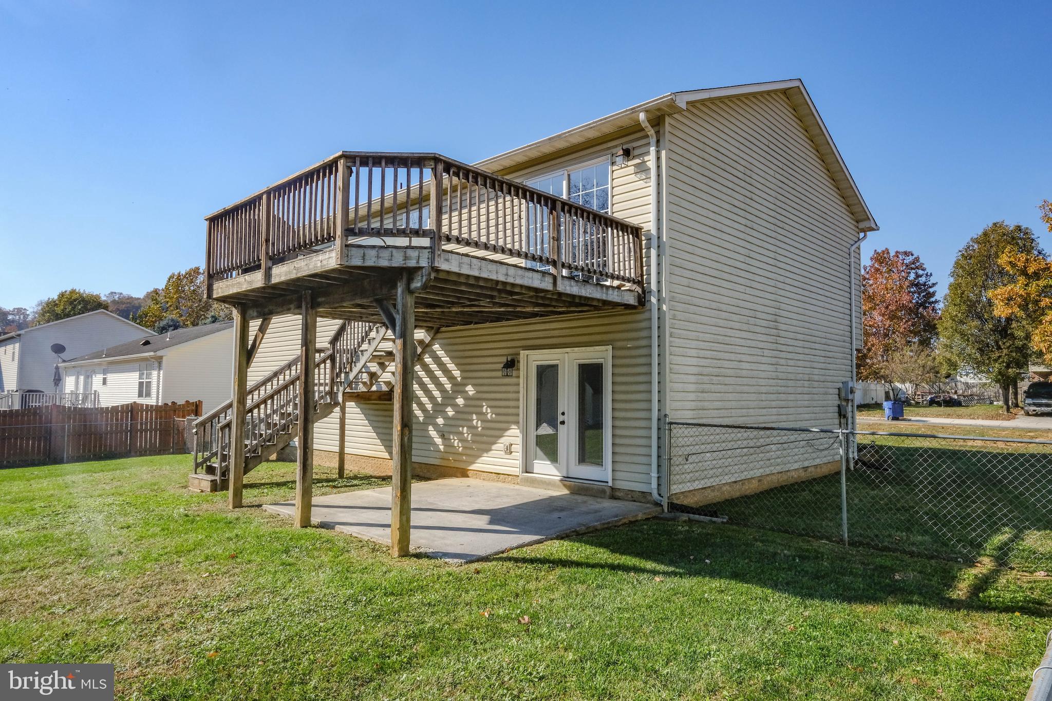 WILLIAMSBURG ESTATES - Residential