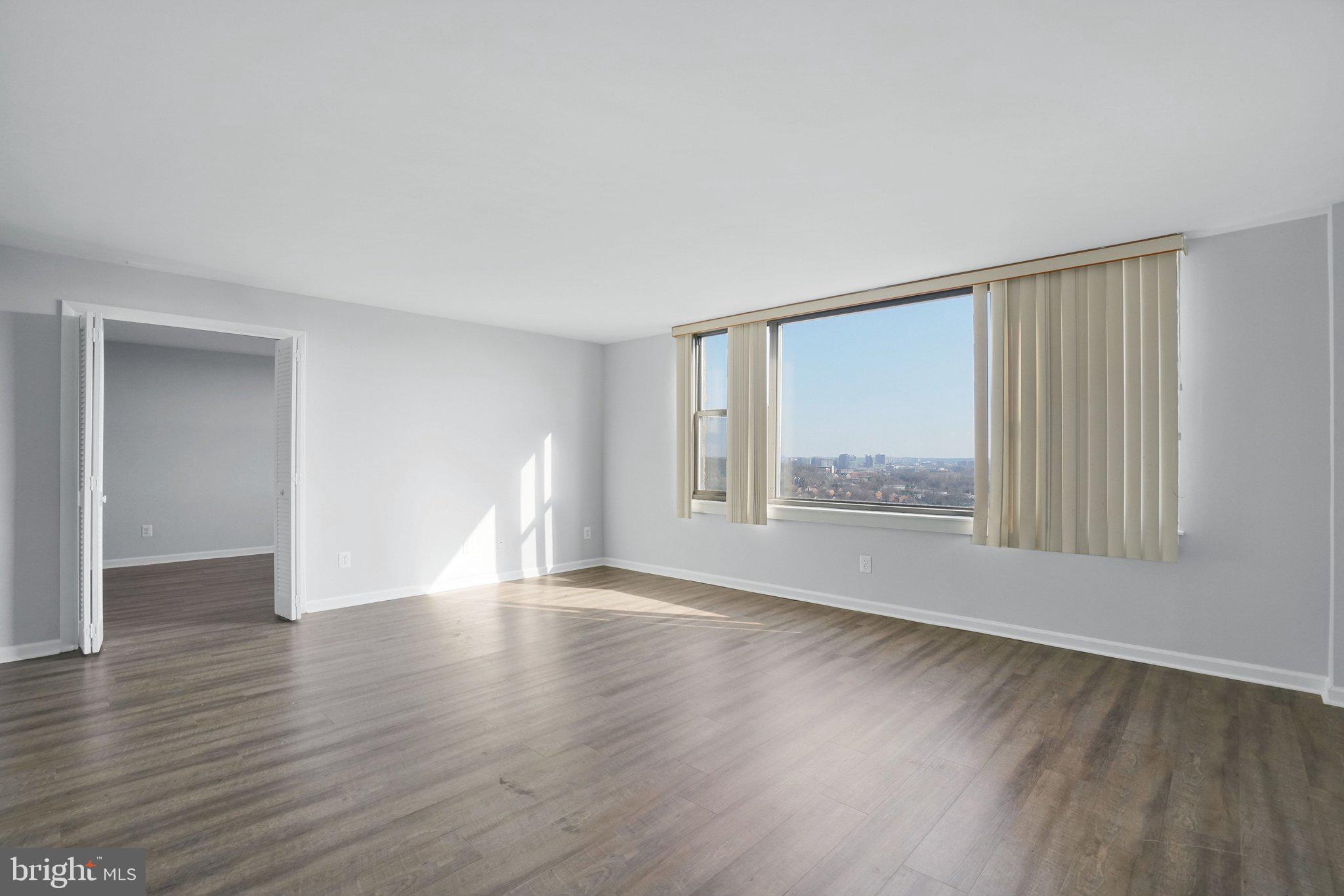 FORTY SIX HUNDRED - Residential