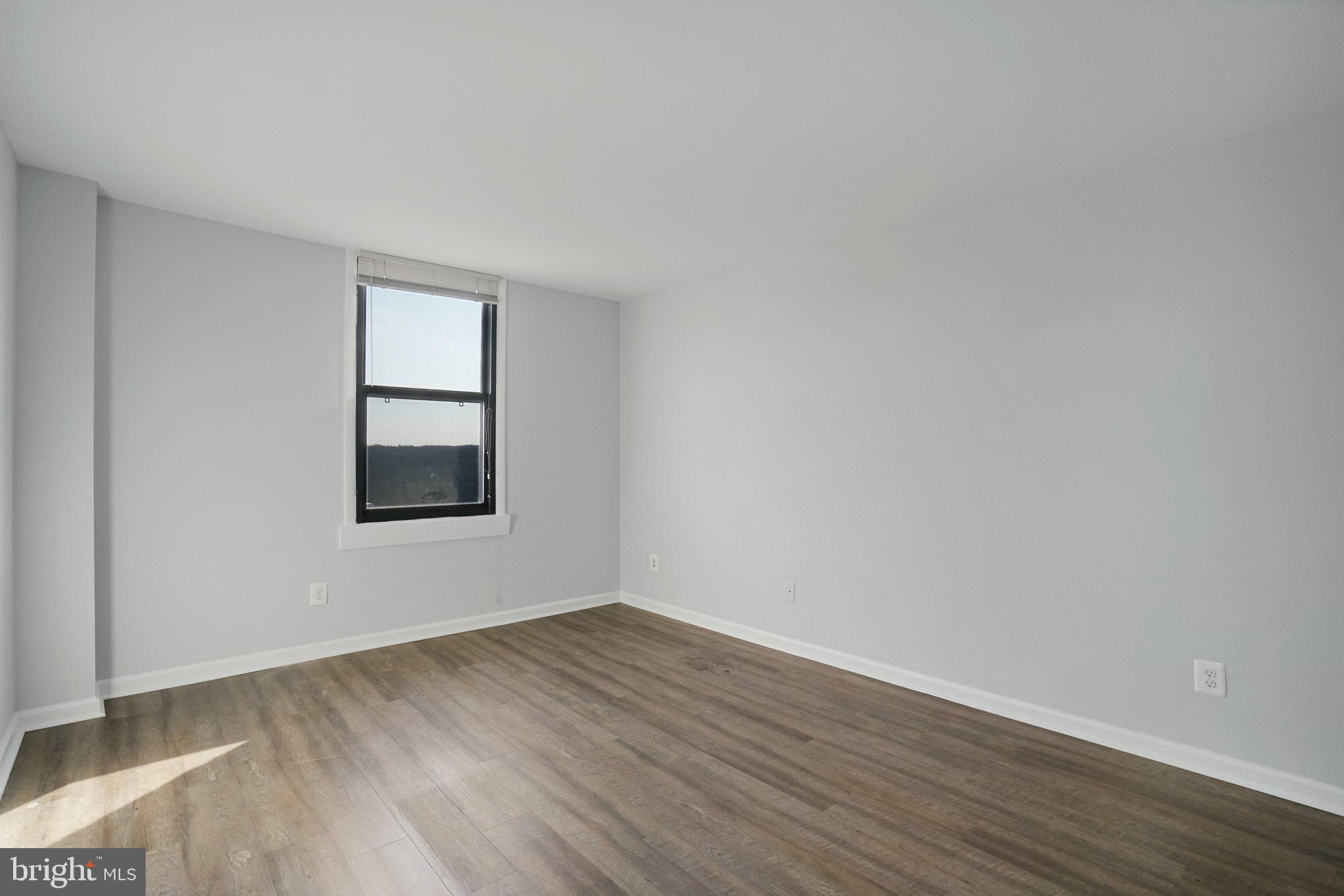 FORTY SIX HUNDRED - Residential